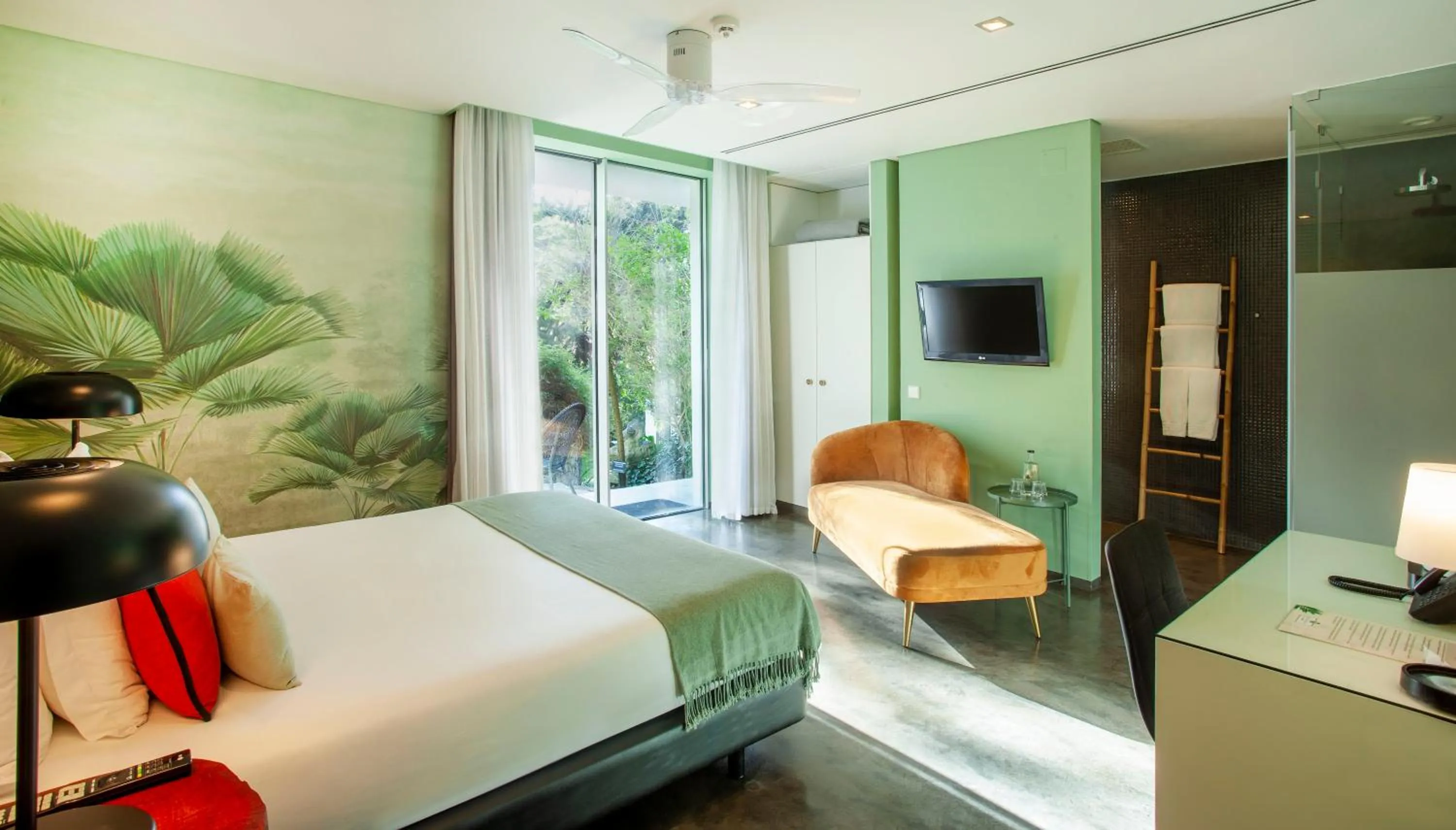 Bed in Casa Vela Boutique House