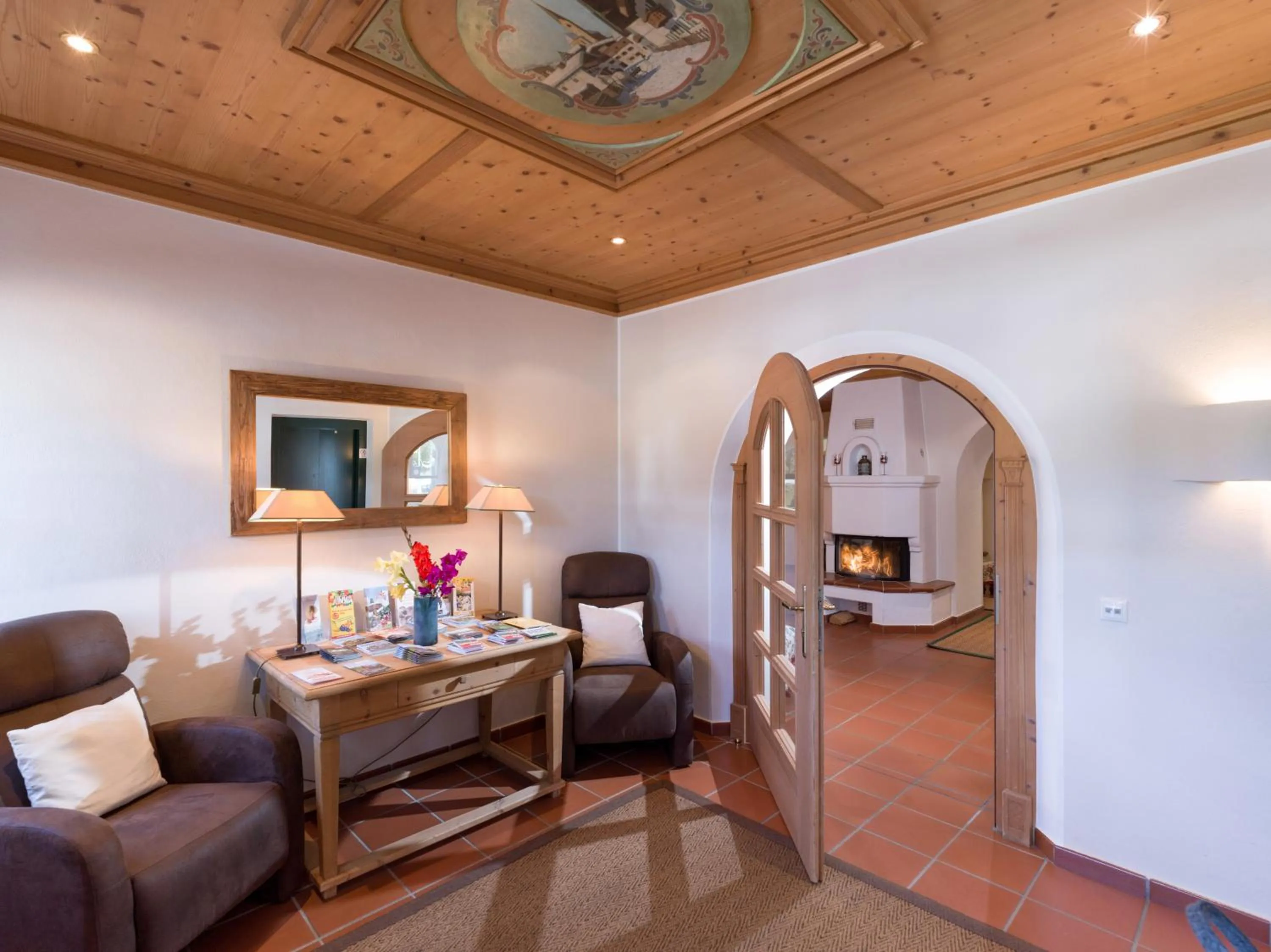 Lobby or reception in Alpen Glück Hotel Villa Lisa garni