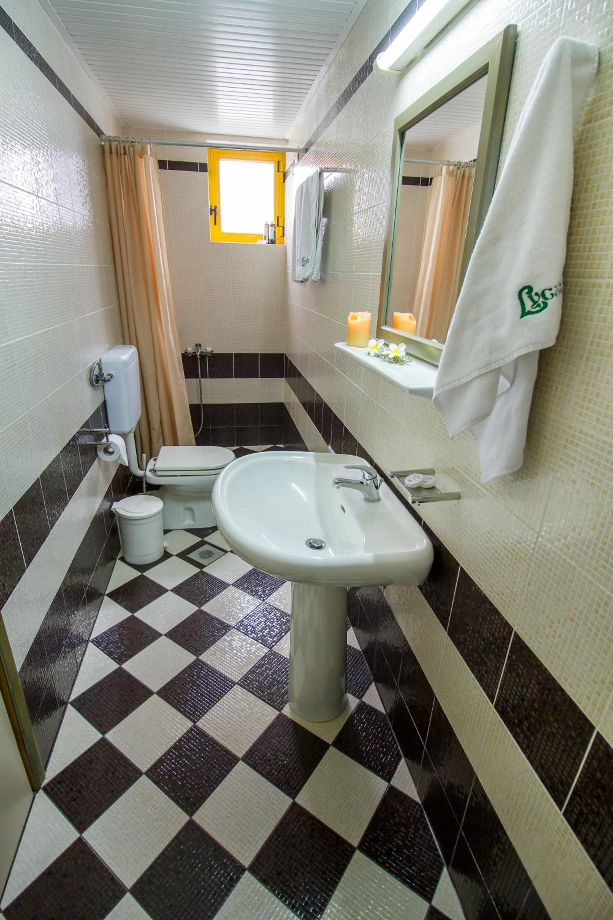 Bathroom in Lycasti Maisonettes