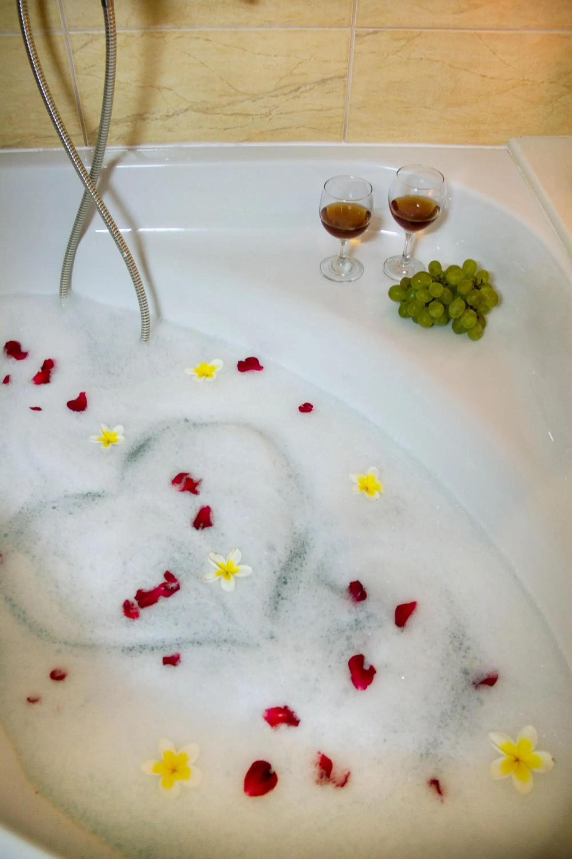 Bathroom in Lycasti Maisonettes