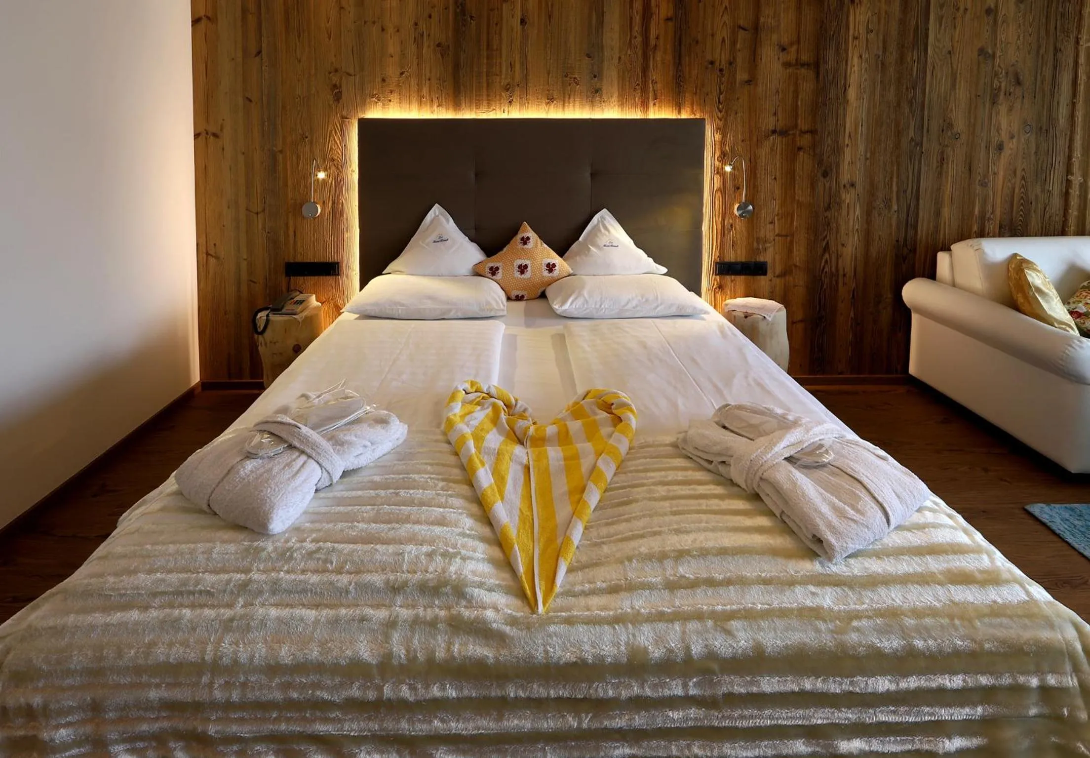 Decorative detail, Bed in Hotel Kristall