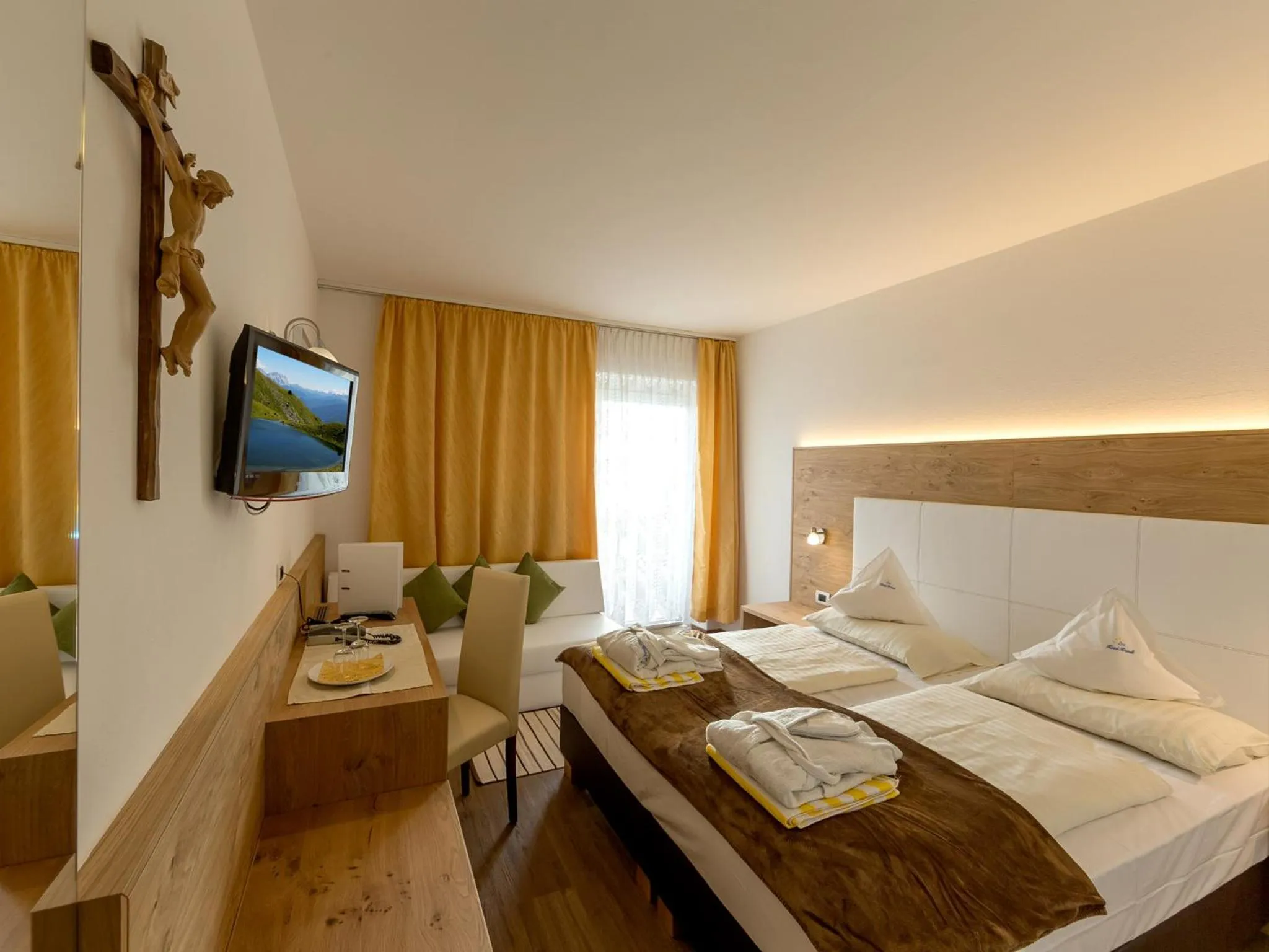 Bed in Hotel Kristall