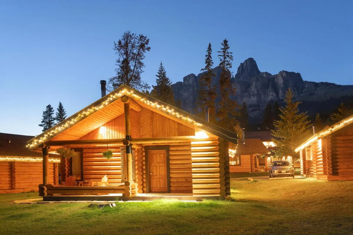Night in Castle Mountain Chalets