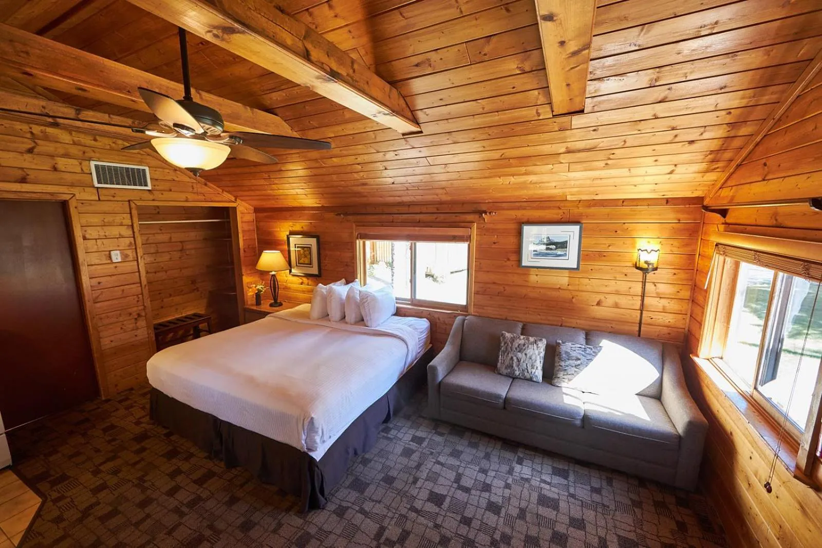 Bed in Castle Mountain Chalets