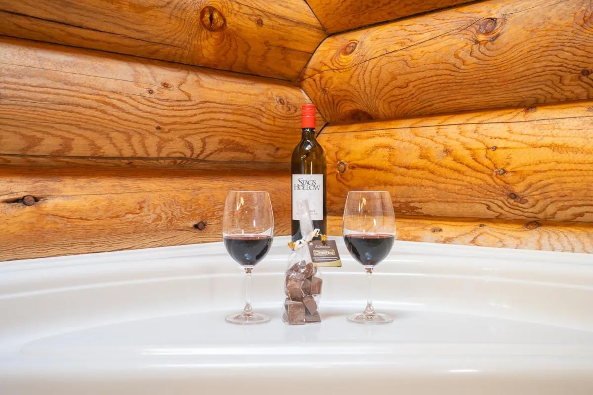 Bath in Castle Mountain Chalets