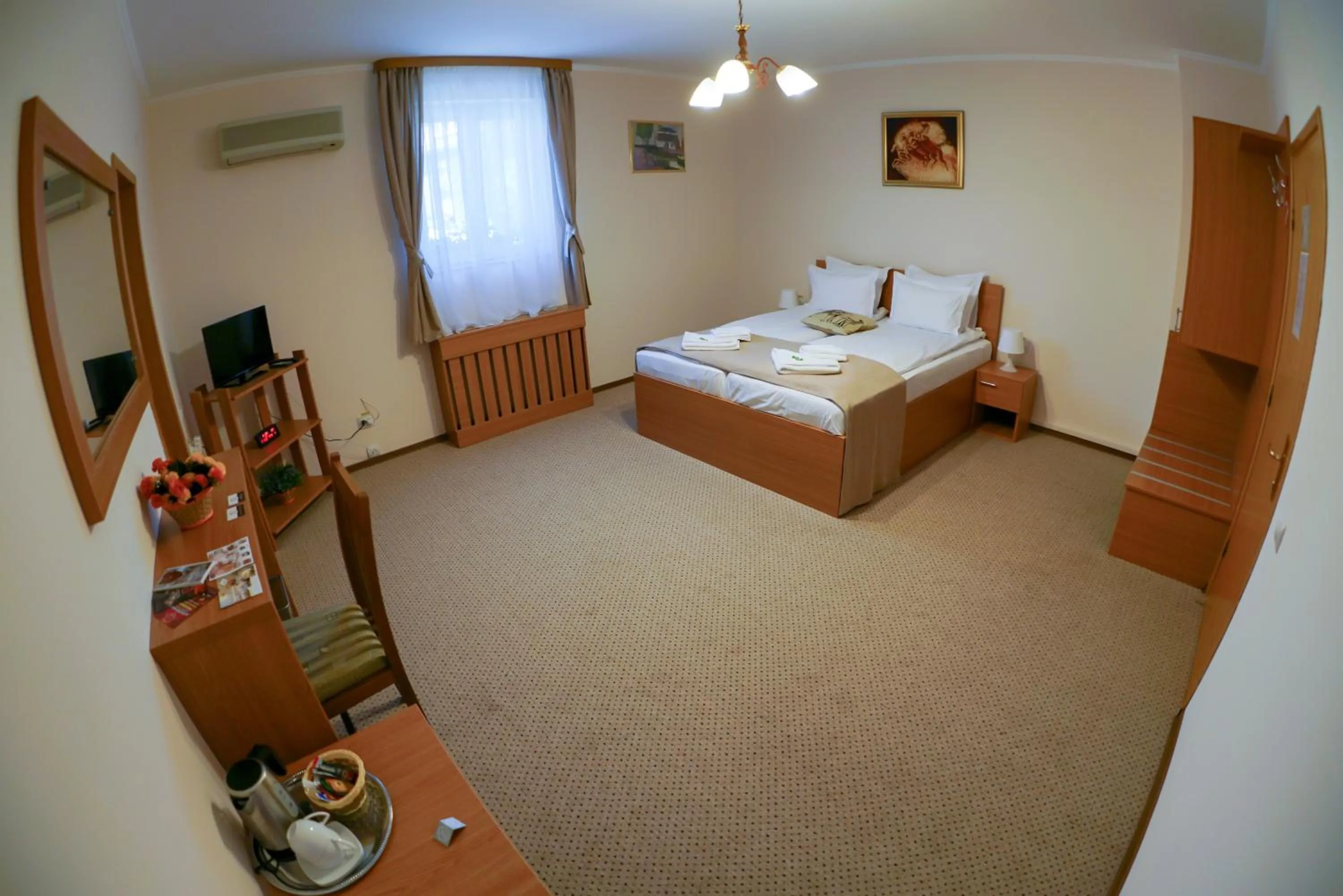 Bed in Bucharest Downtown Inn