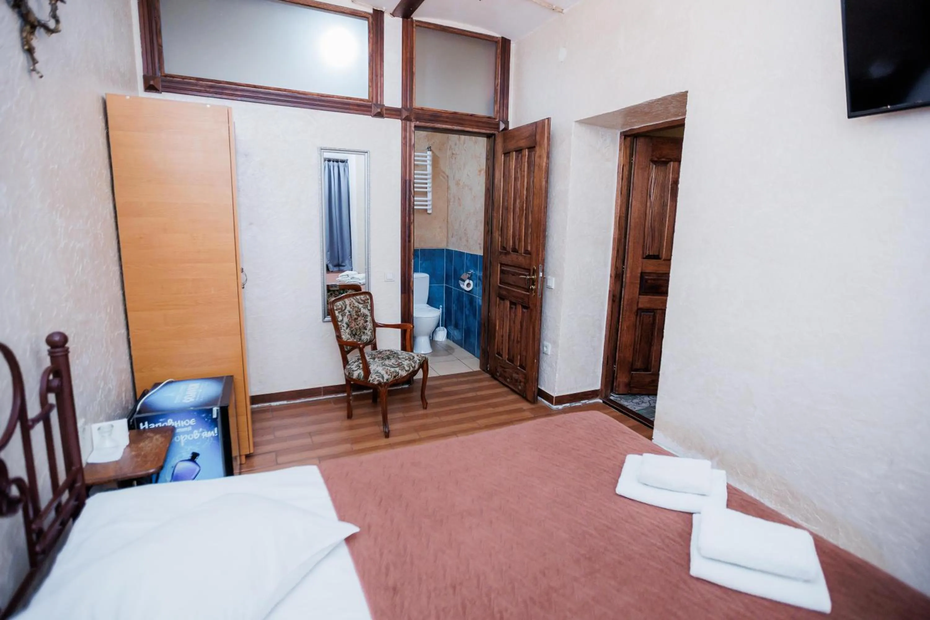 Bed in Staryi Krakiv