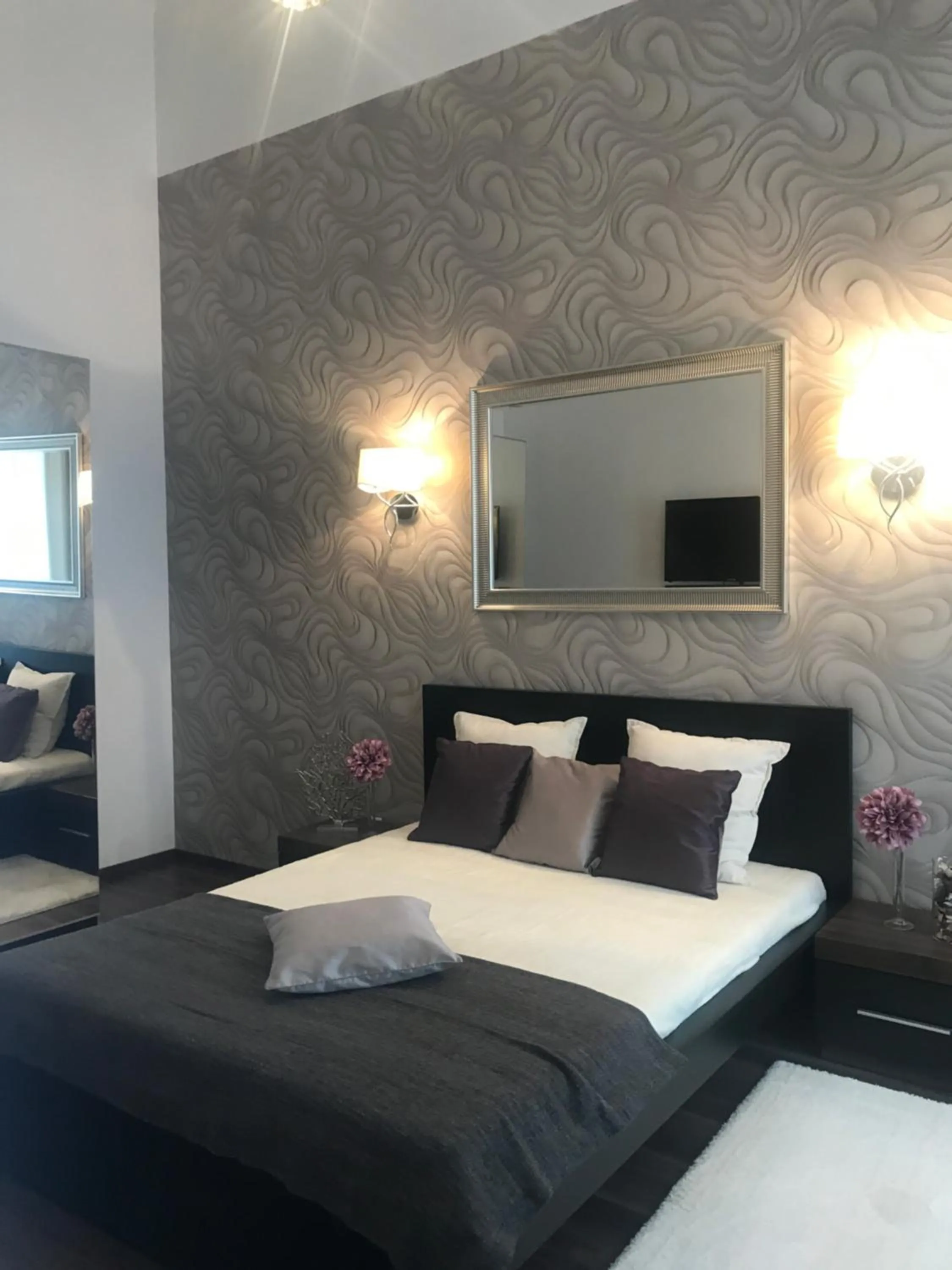 Bed in Cozy App heart Budapest