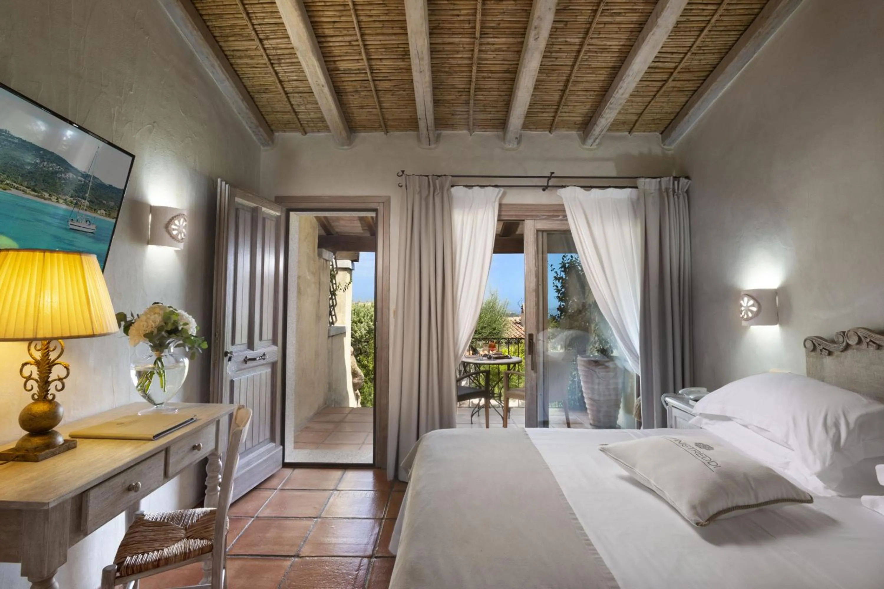 Photo of the whole room, Bed in Hotel Li Finistreddi