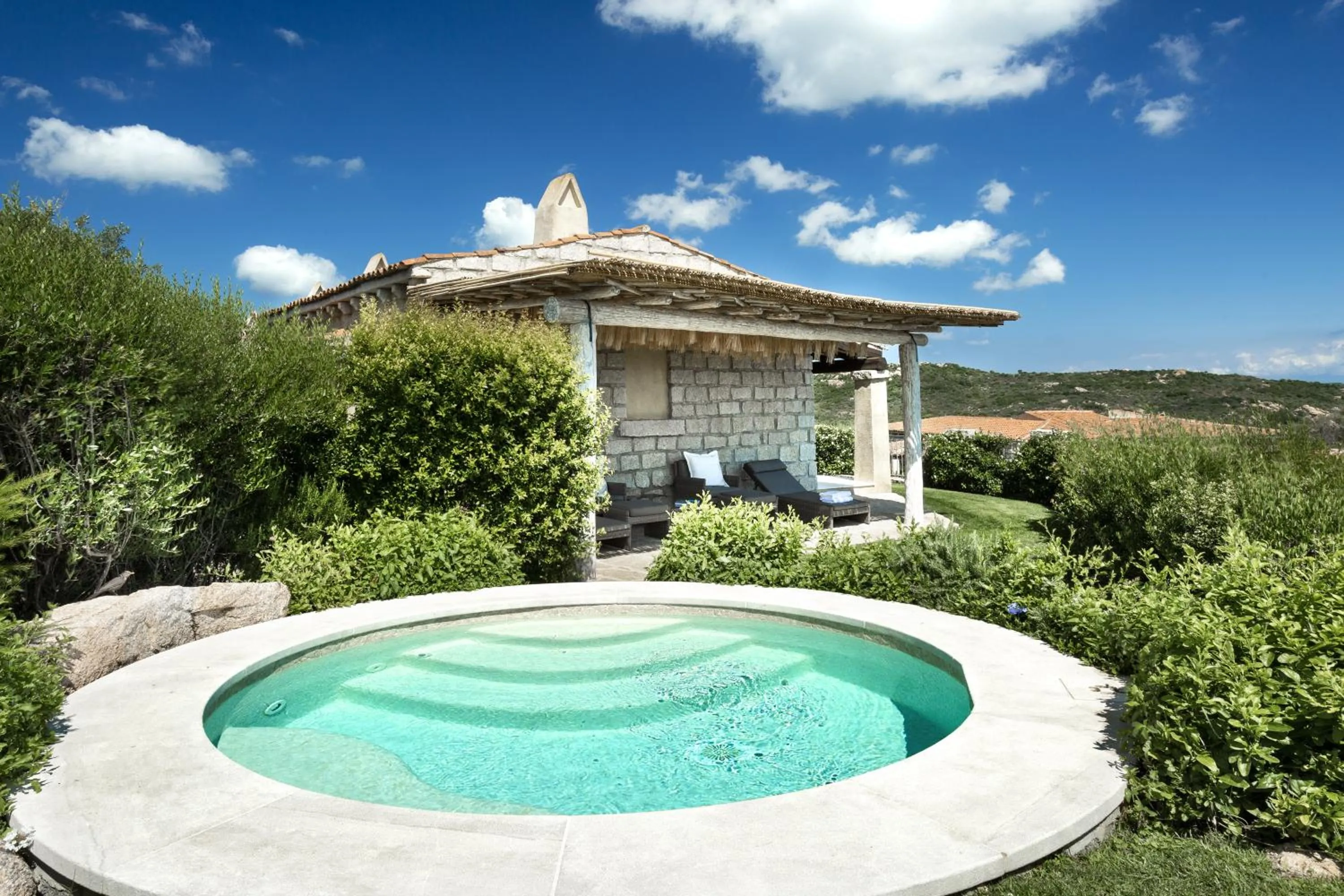 Patio in Hotel Li Finistreddi