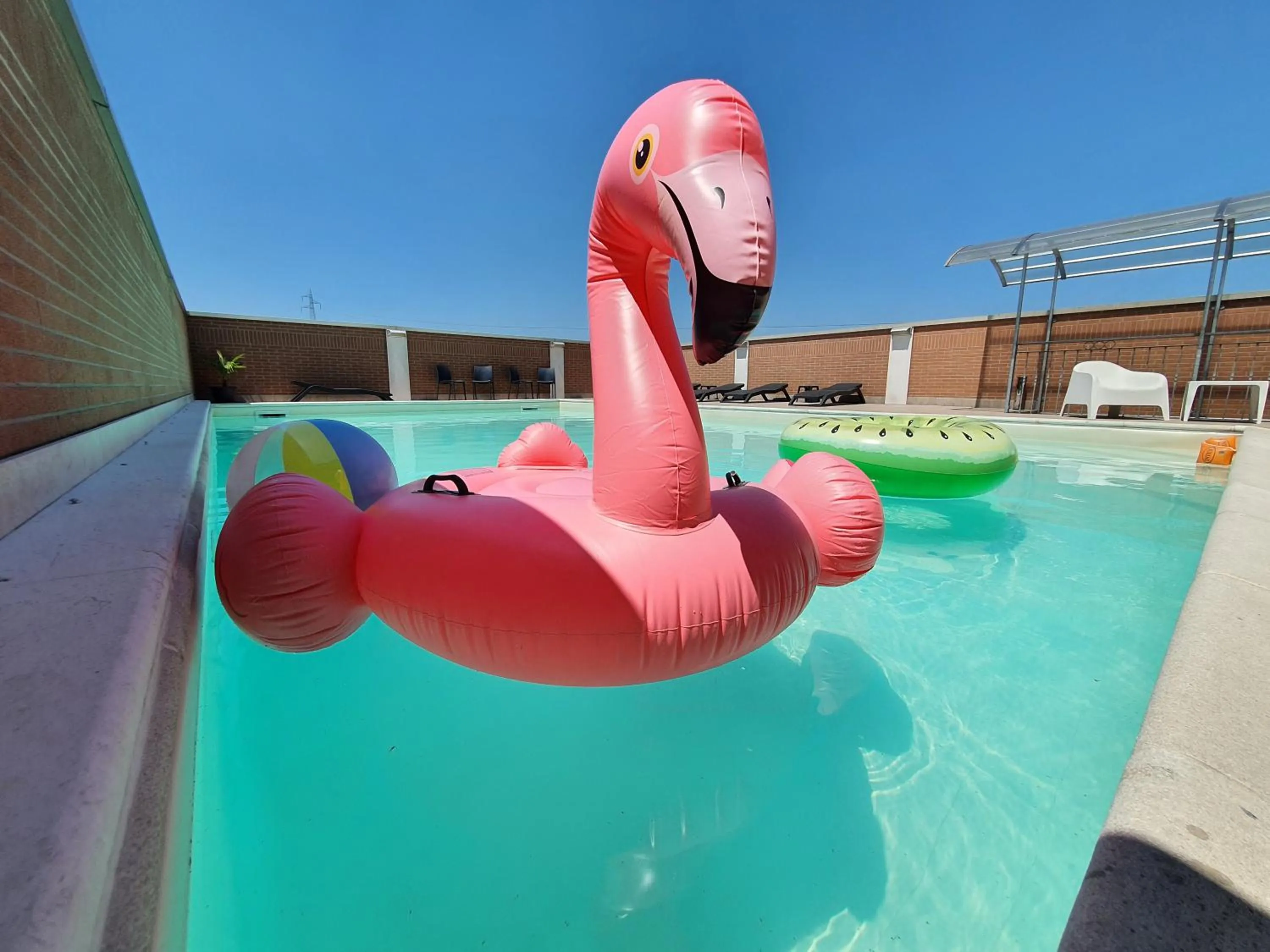 Pool view in Hotel Motel 2