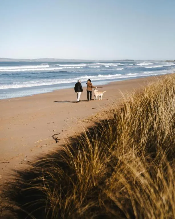 Beach in Another Place, The Machrie