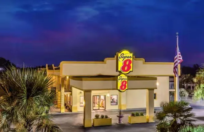 Super 8 by Wyndham Stockbridge