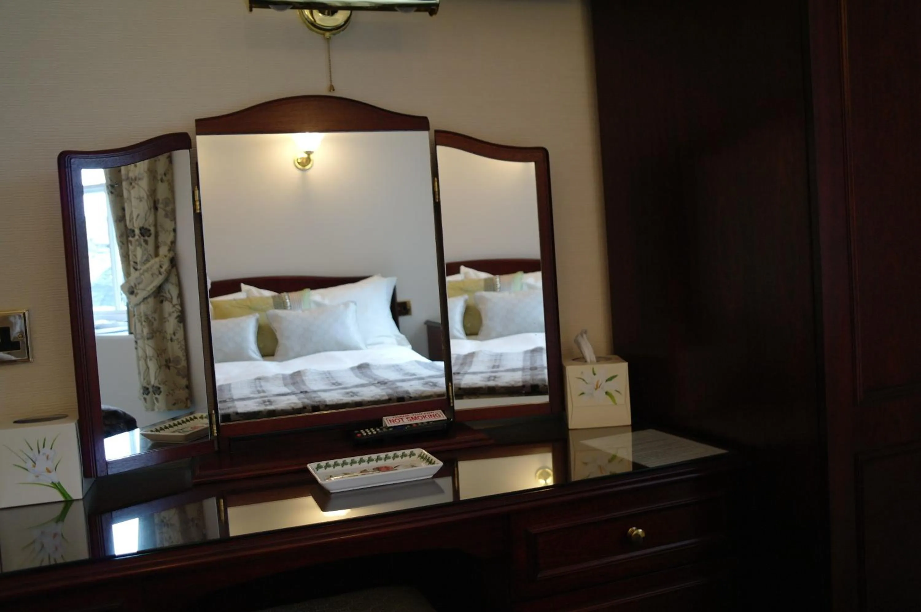 Decorative detail in Gwrach Ynys Country Guest House