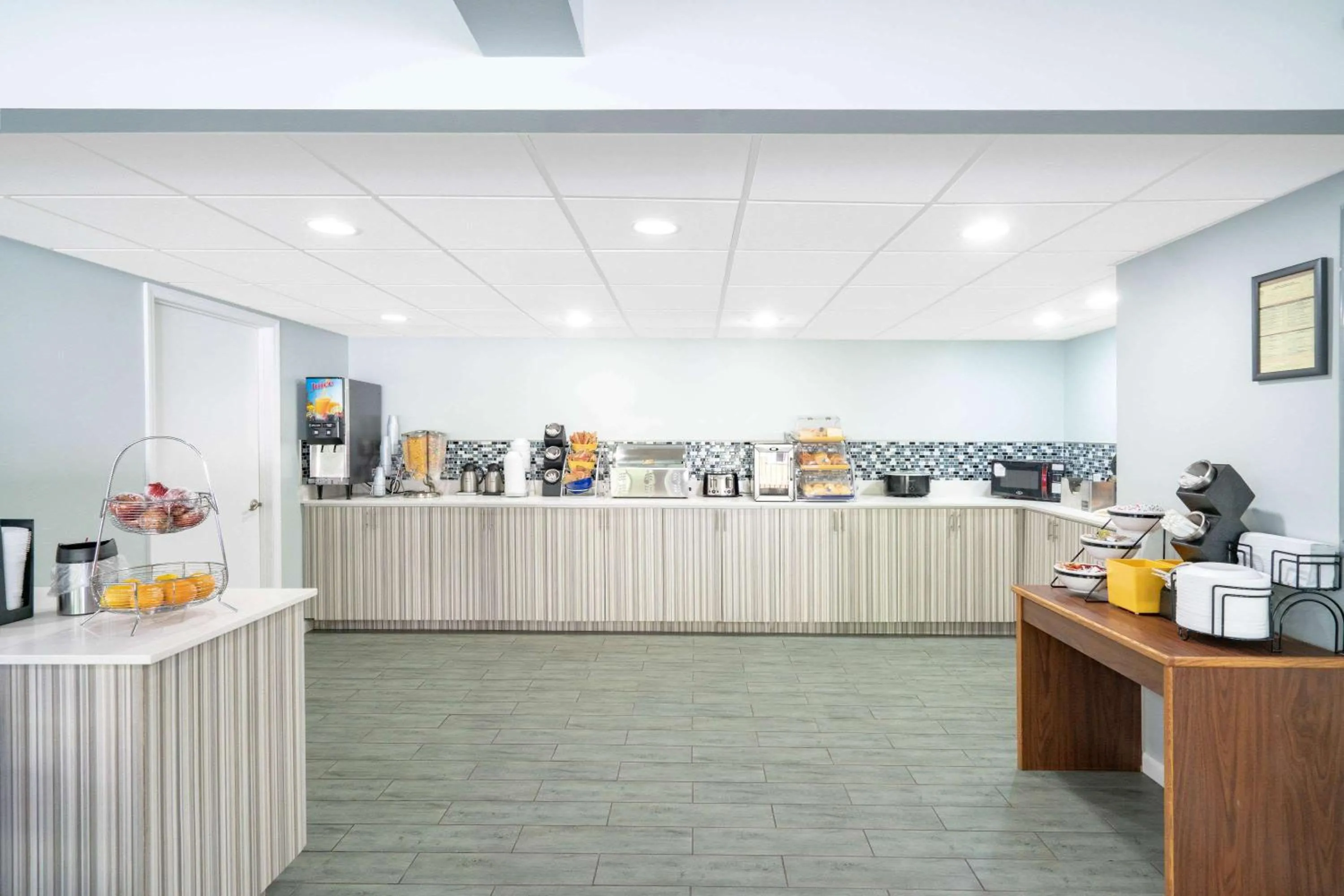 Restaurant/places to eat in Gatlinburg River Inn