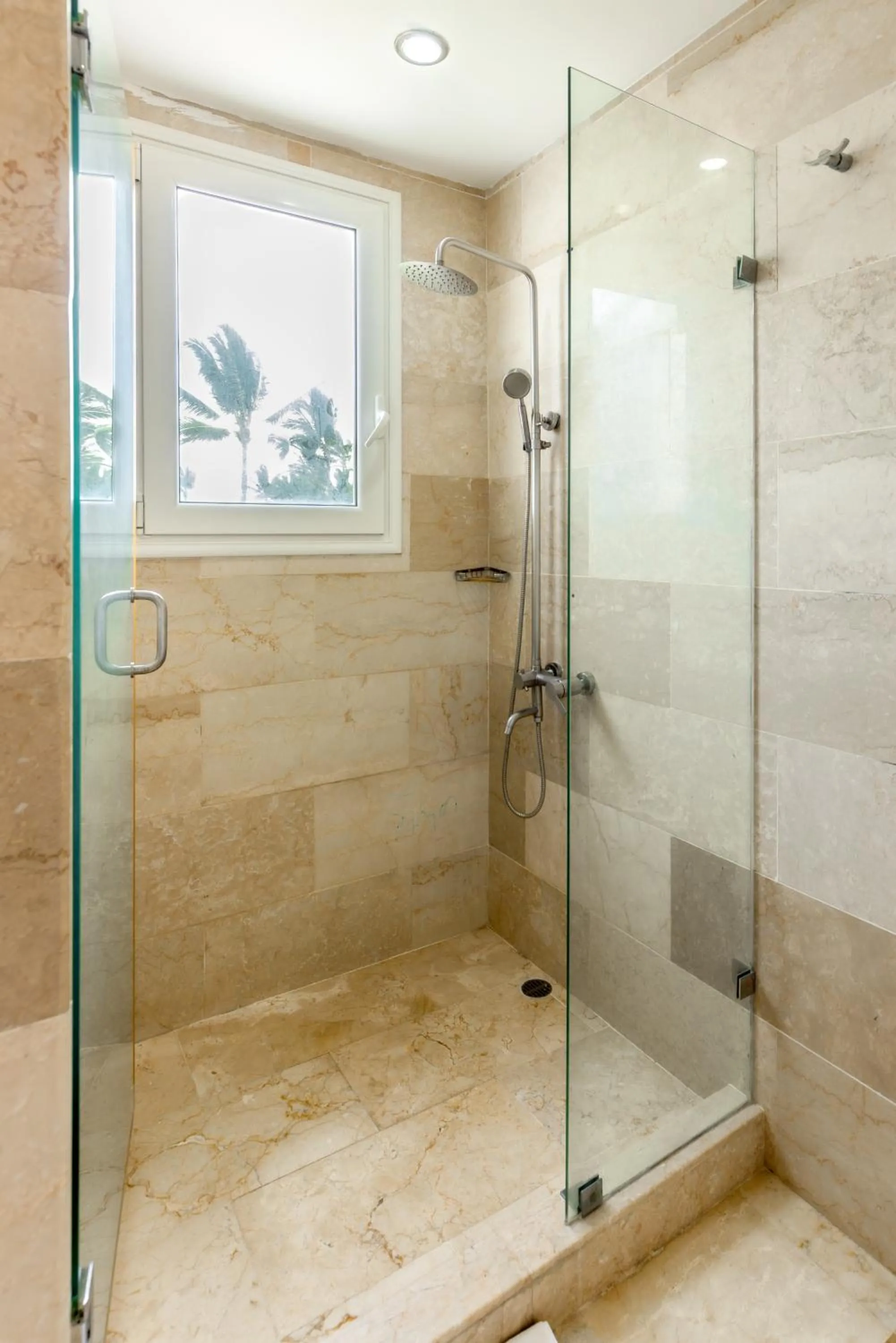 Watermark Luxury Oceanfront Residences