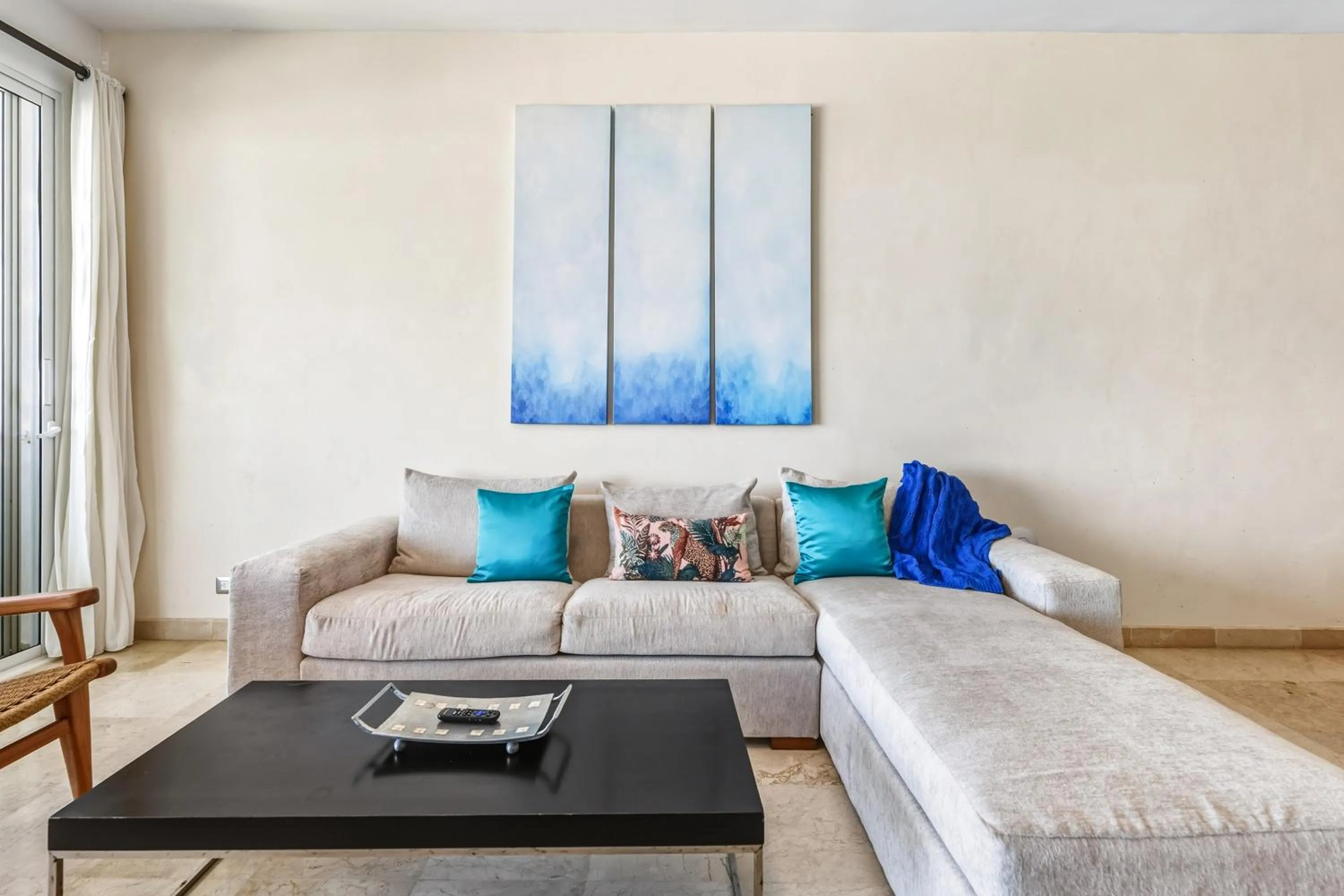 Bed in Watermark Luxury Oceanfront Residences