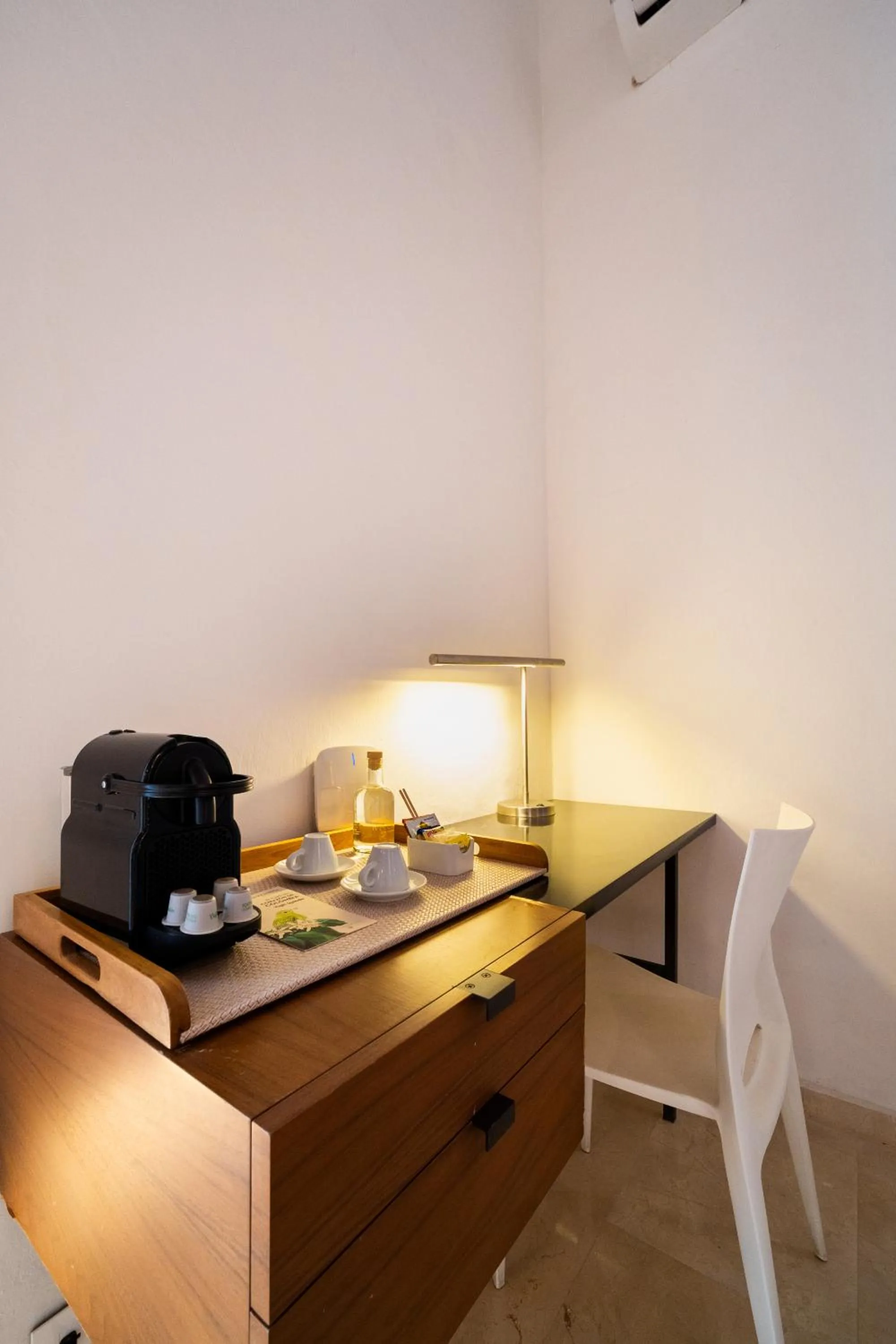 Dining area in Nacar Hotel Cartagena, Curio Collection by Hilton