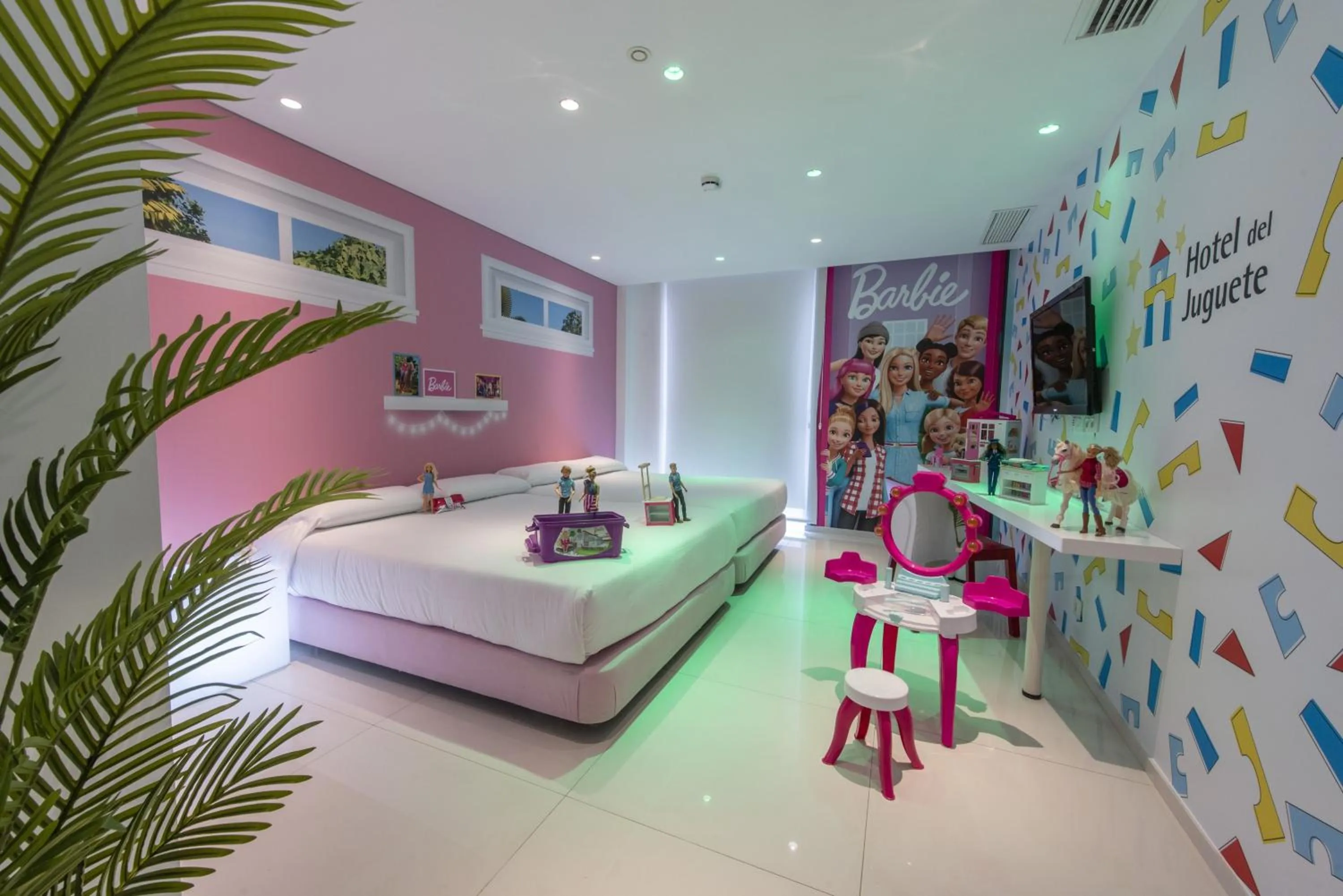 Bed in Hotel del Juguete