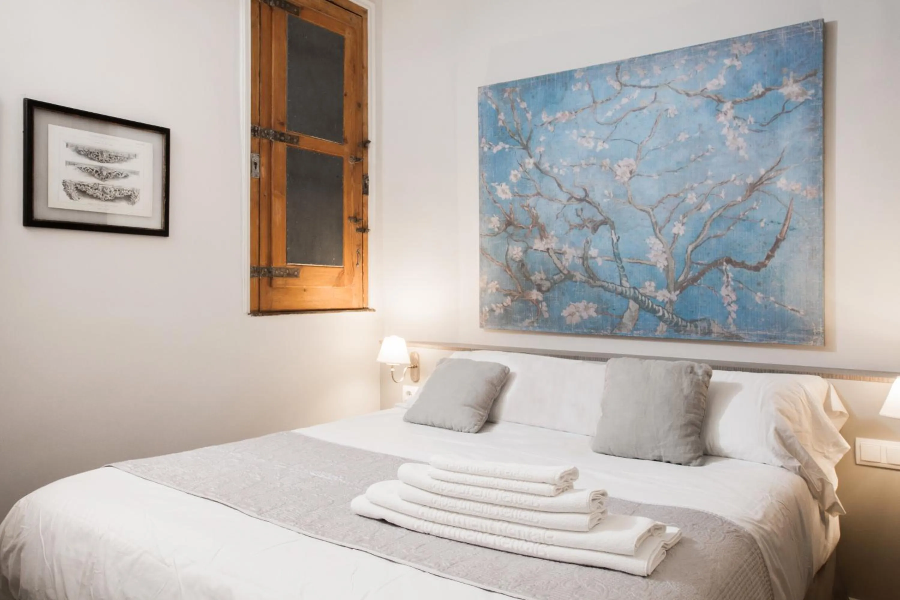 Bedroom, Bed in BCN Rambla Catalunya Apartments