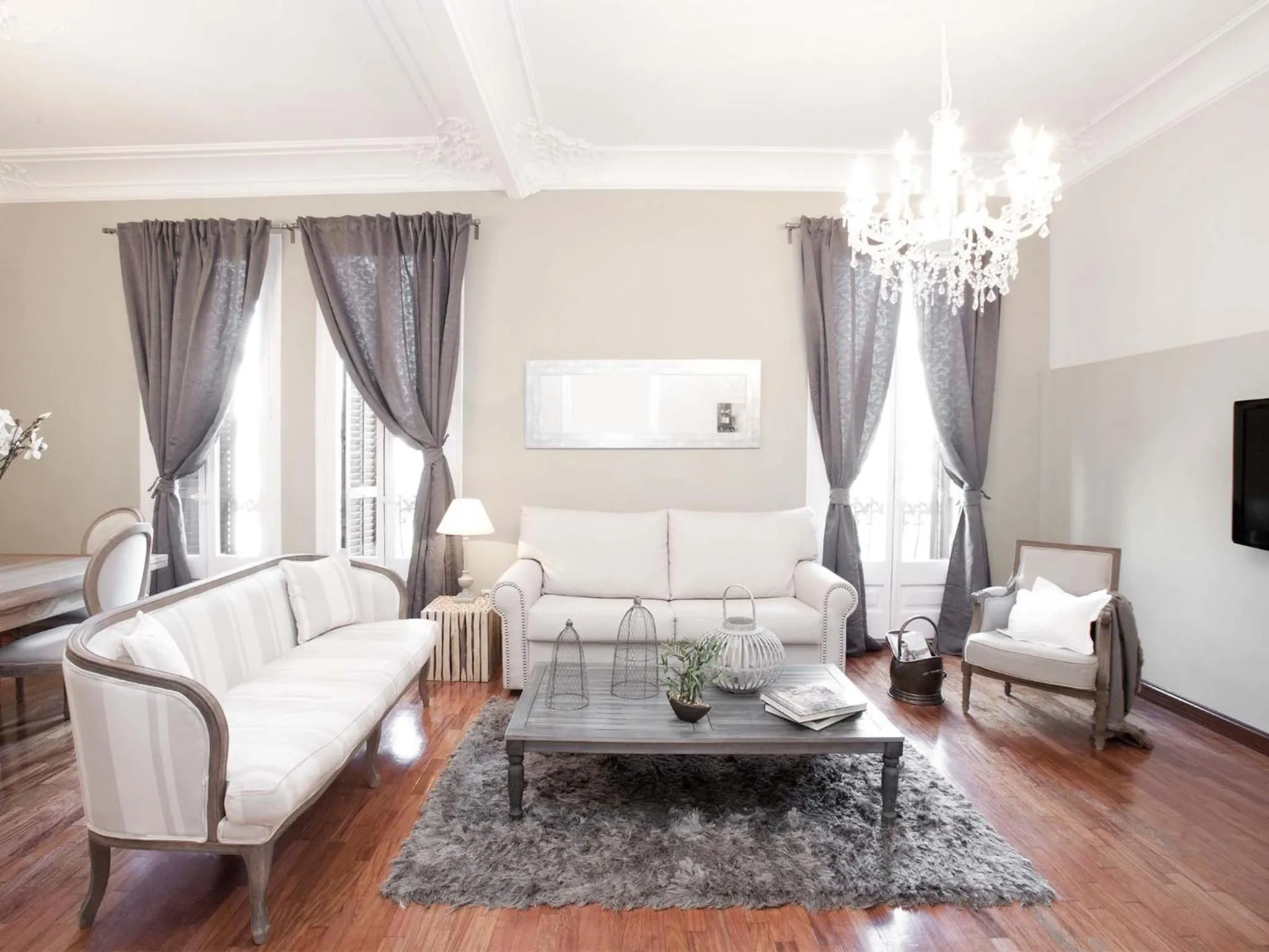 Living room in BCN Rambla Catalunya Apartments