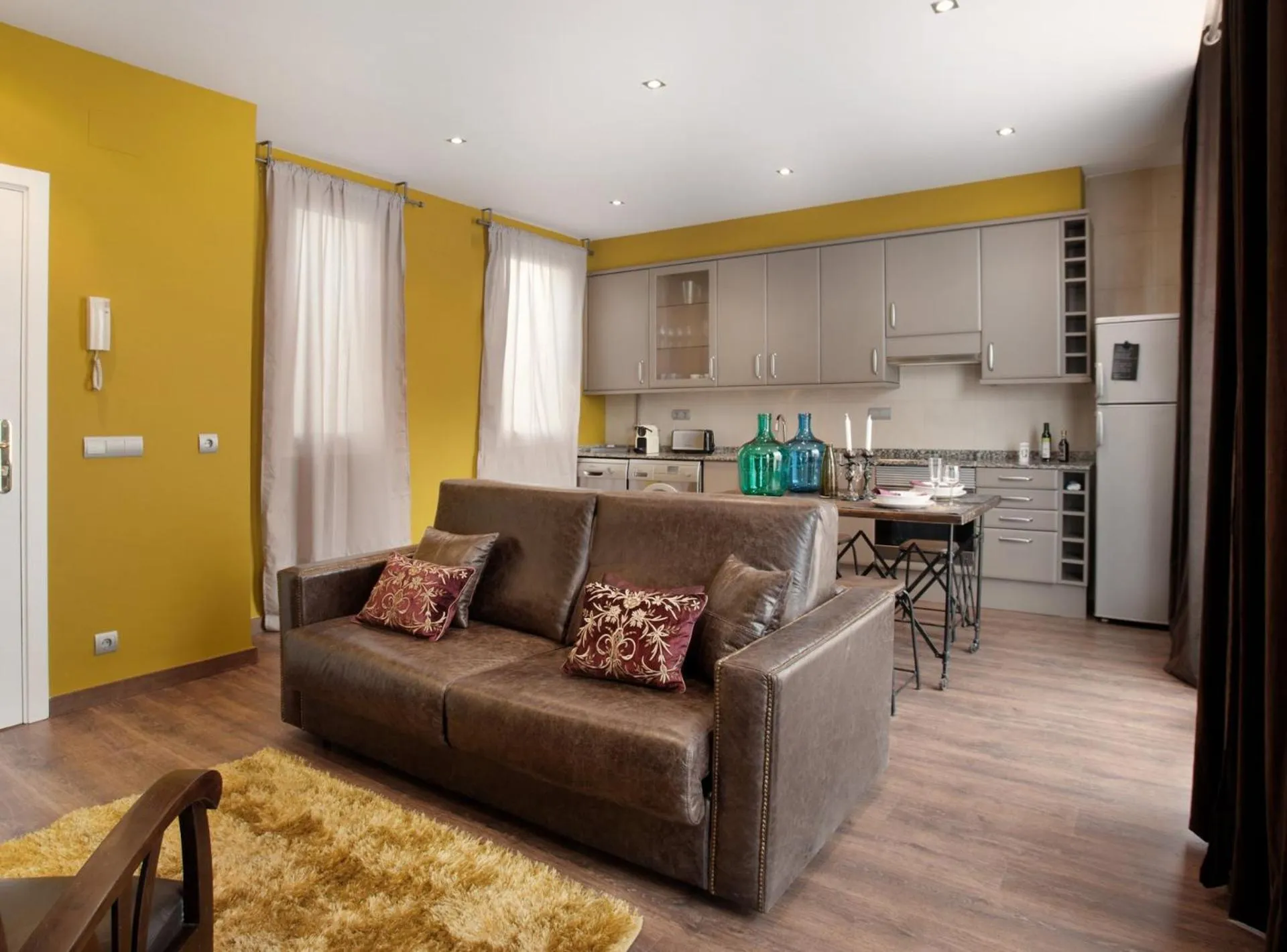 BCN Rambla Catalunya Apartments