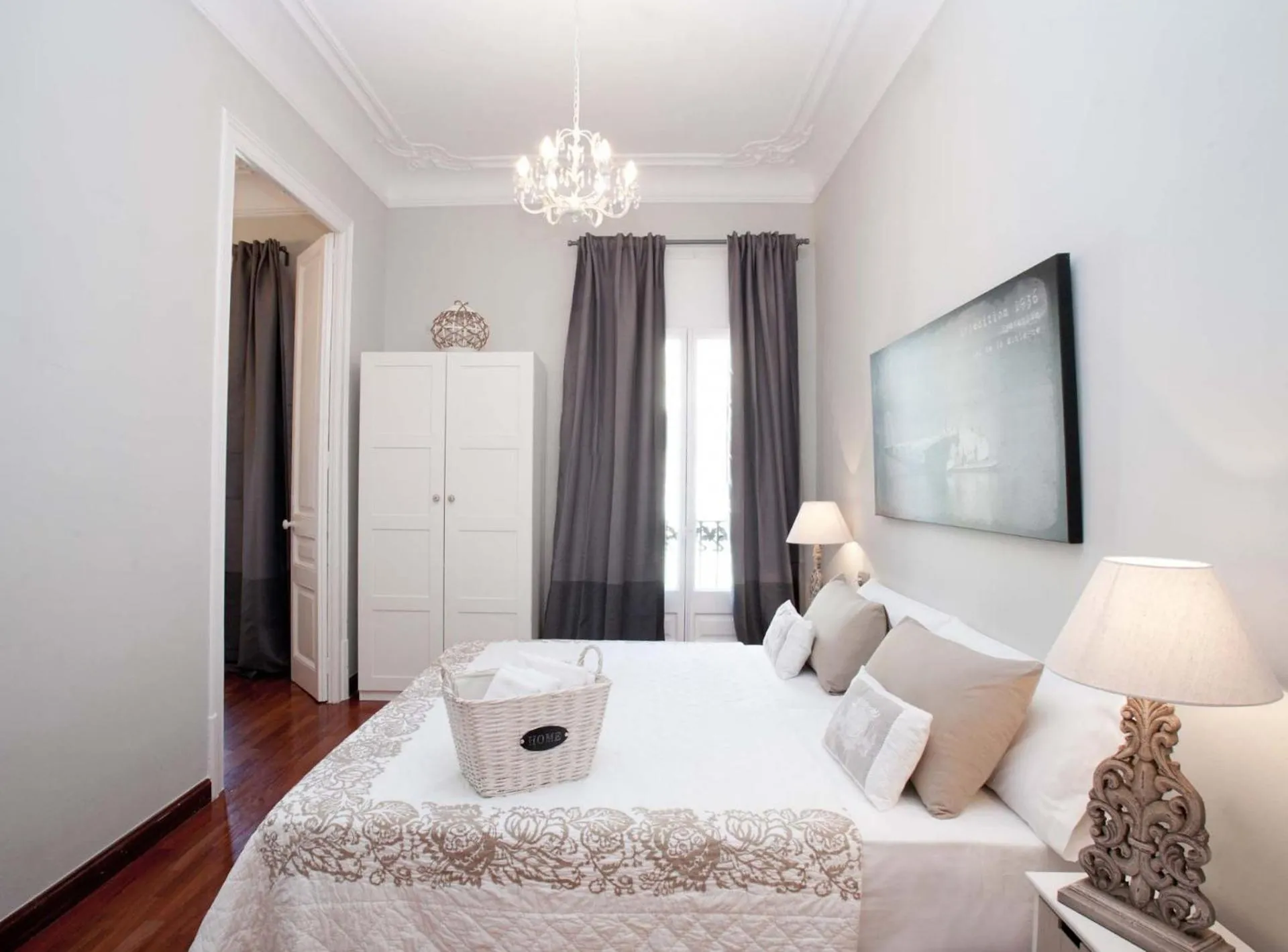 Bed in BCN Rambla Catalunya Apartments