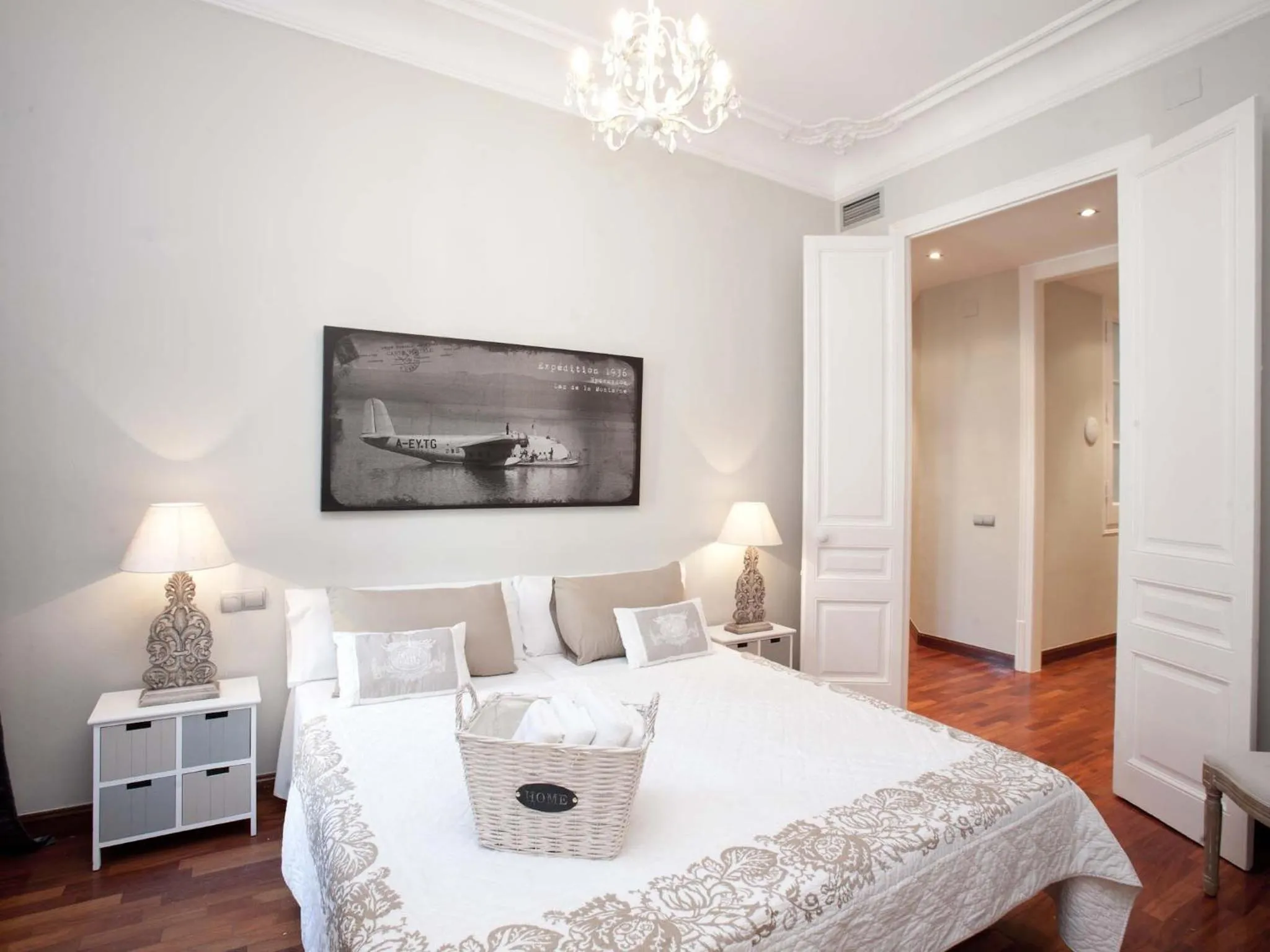 Bed in BCN Rambla Catalunya Apartments