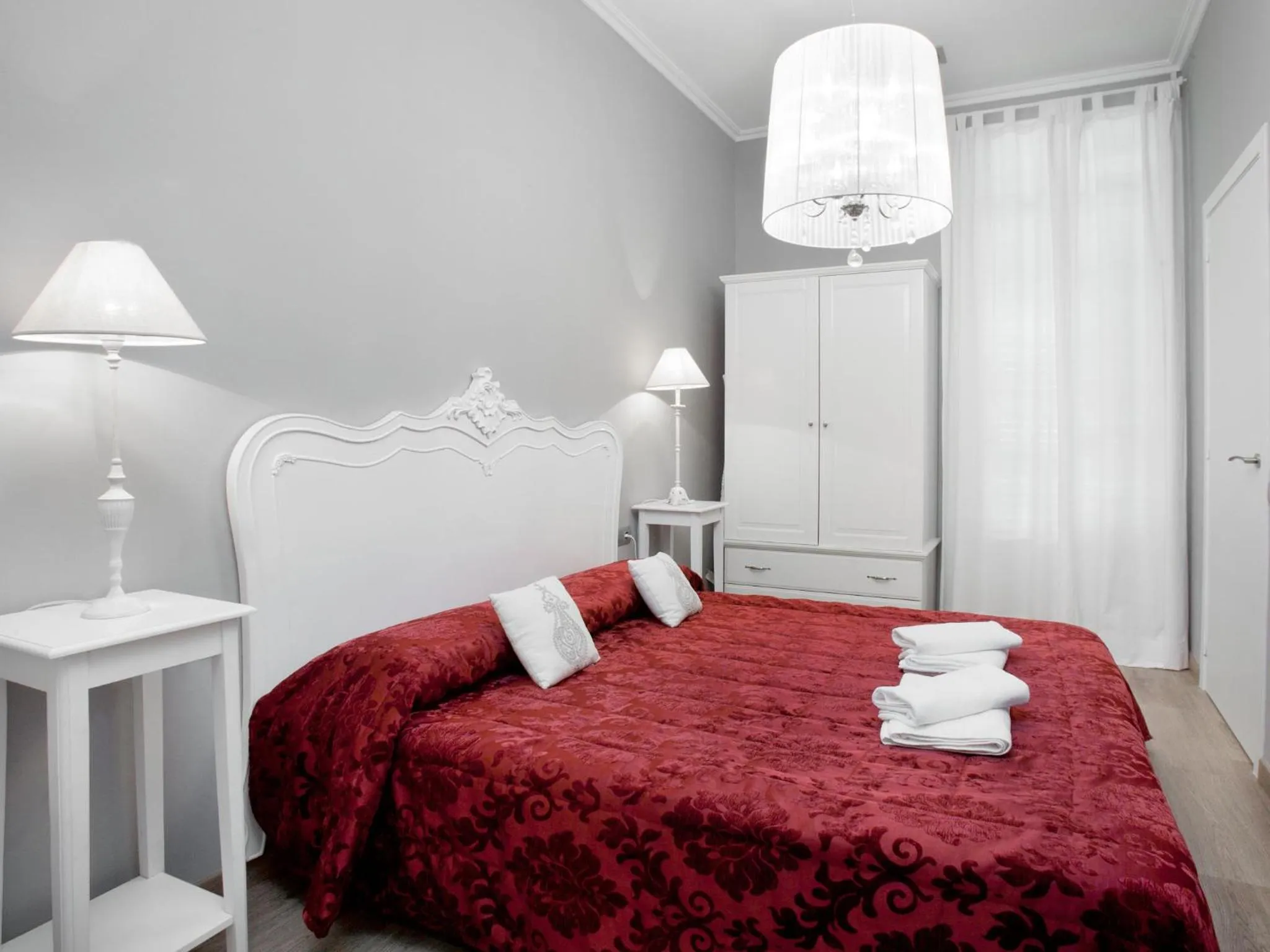 Bedroom, Bed in BCN Rambla Catalunya Apartments