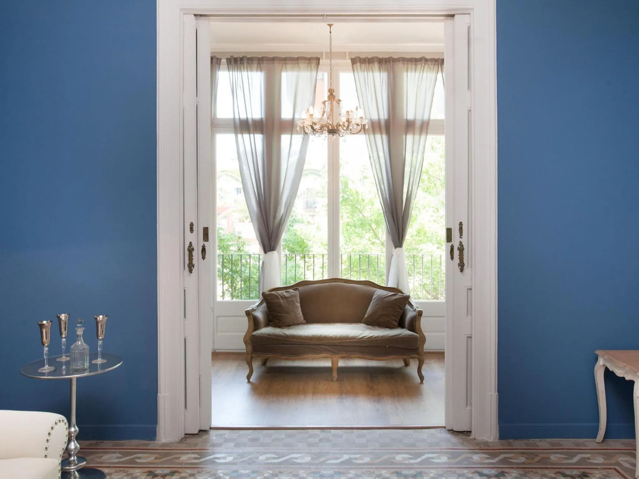 Living room in BCN Rambla Catalunya Apartments