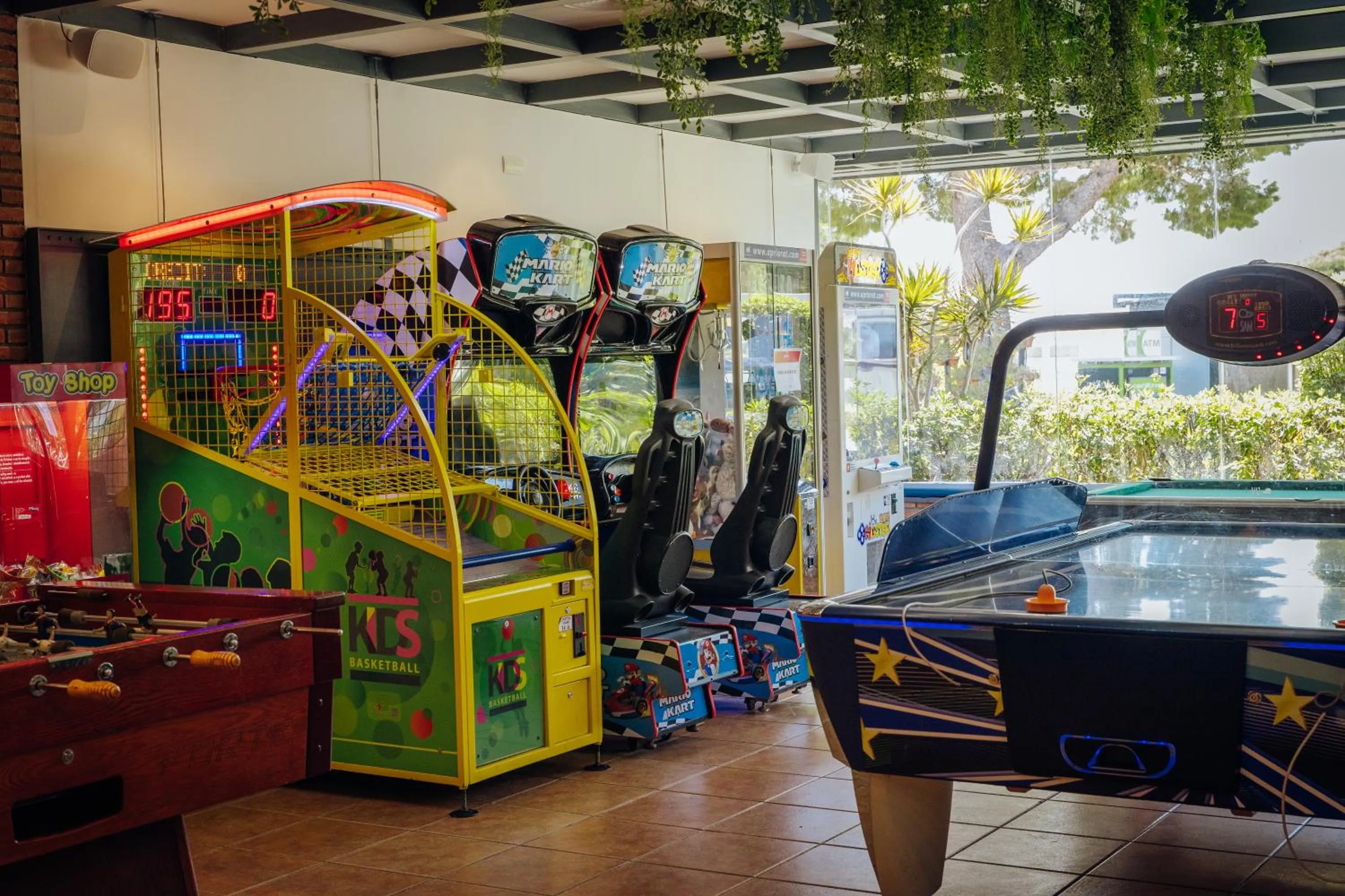 Game Room in Alannia Costa Dorada