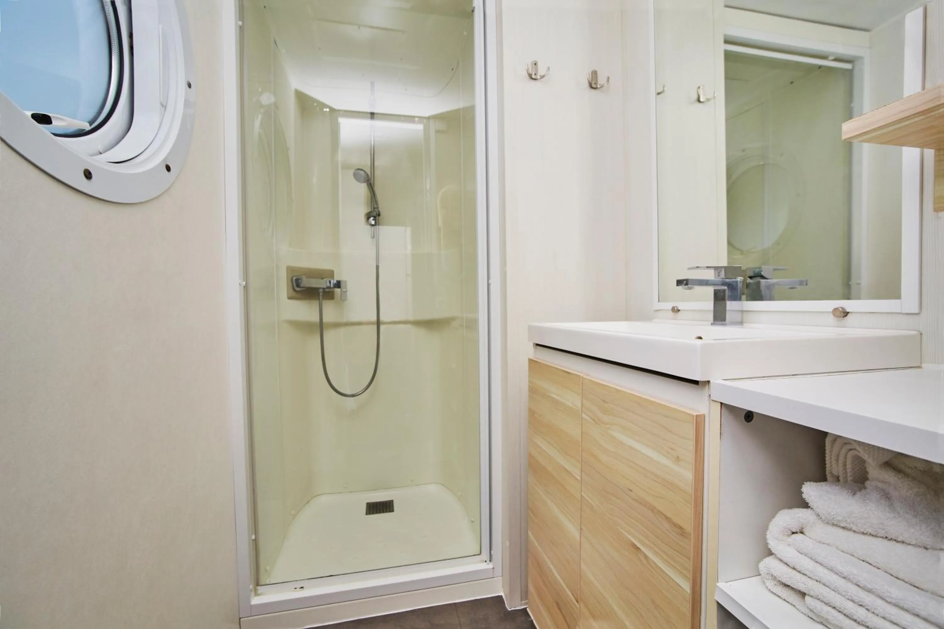 Bathroom in Alannia Costa Dorada