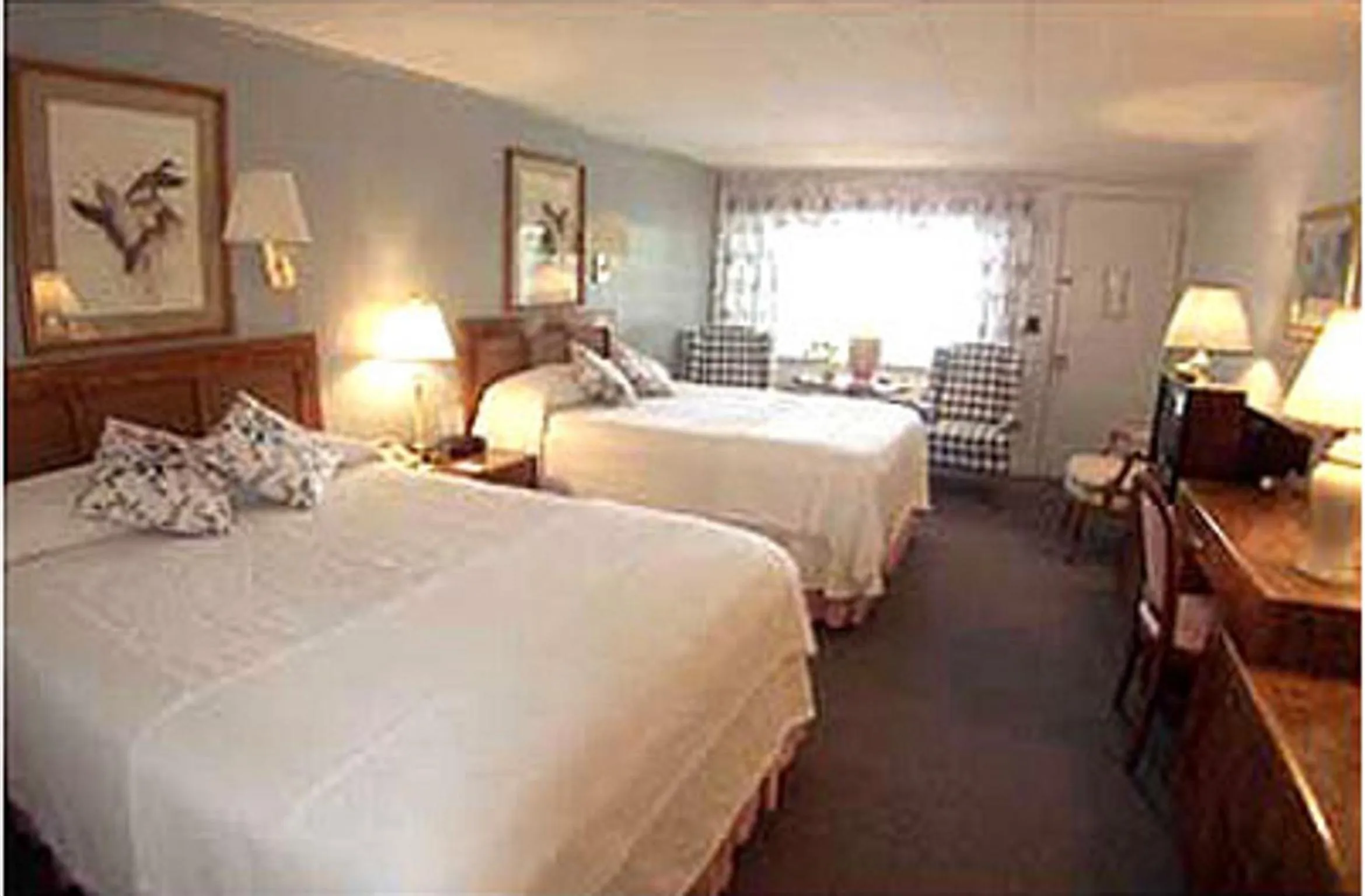 Photo of the whole room in Mount Battie Inn