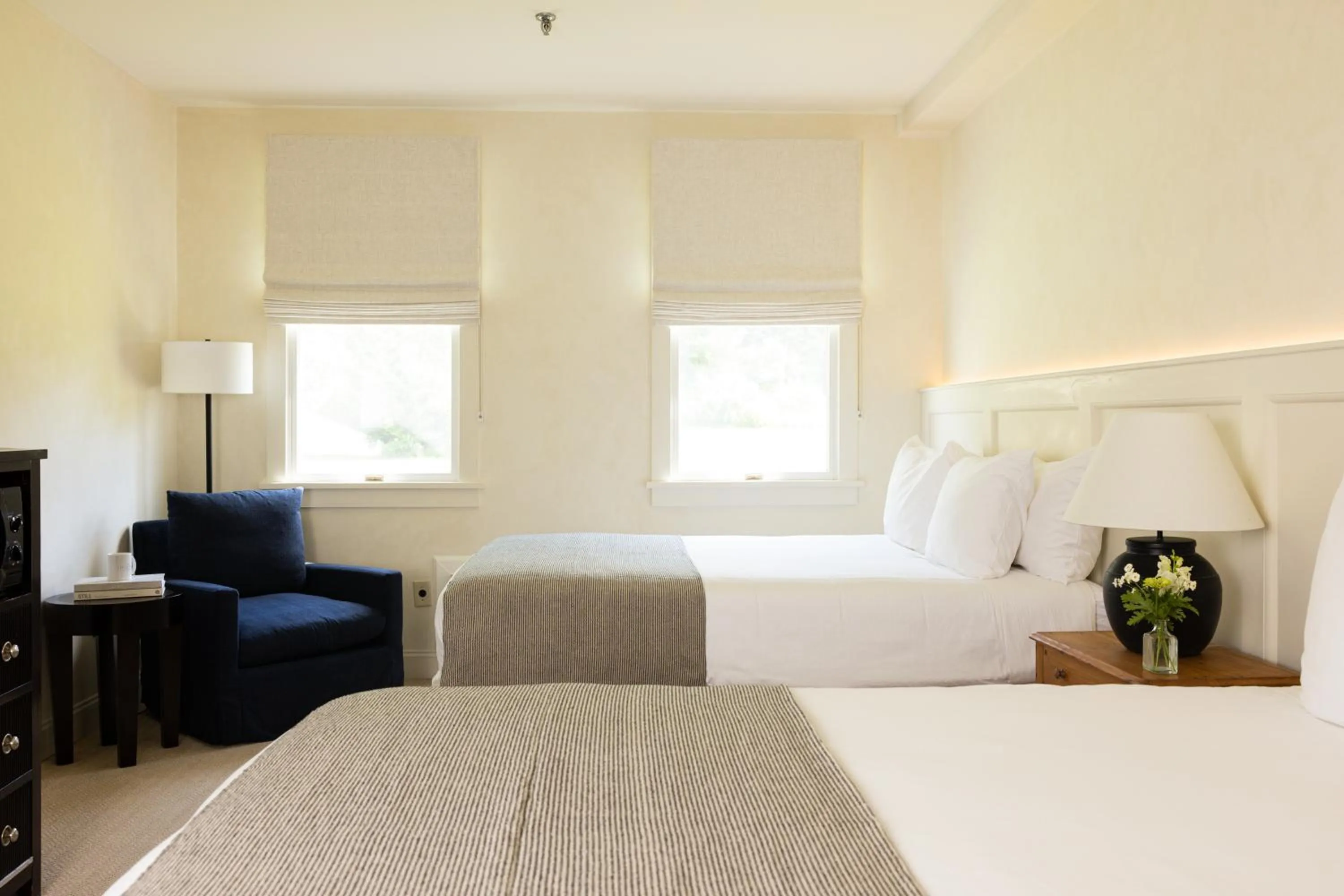 Bed in The Litchfield Inn