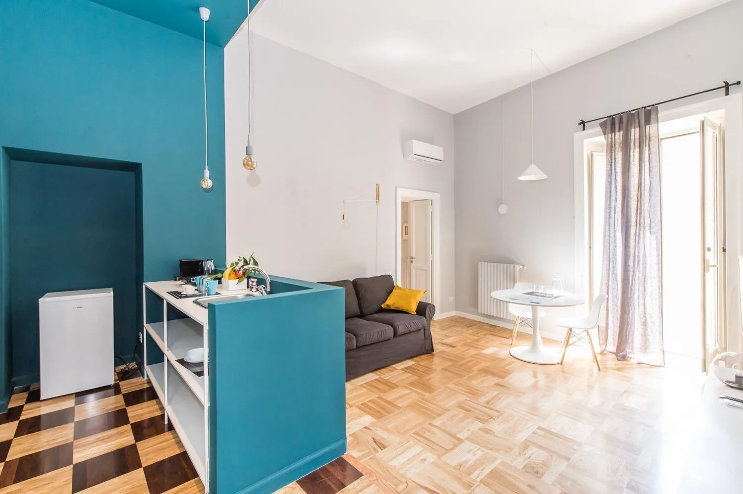 Living room in Dama Suite