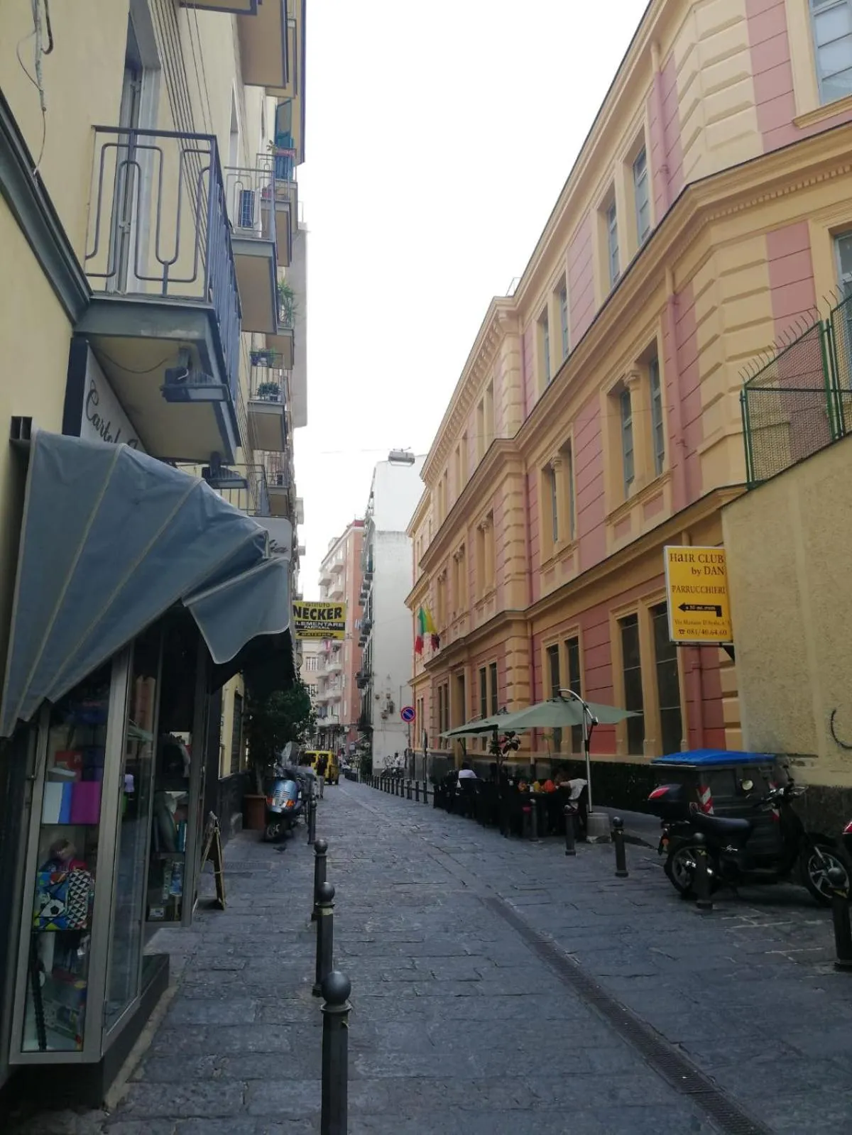 Property building in Dama Suite