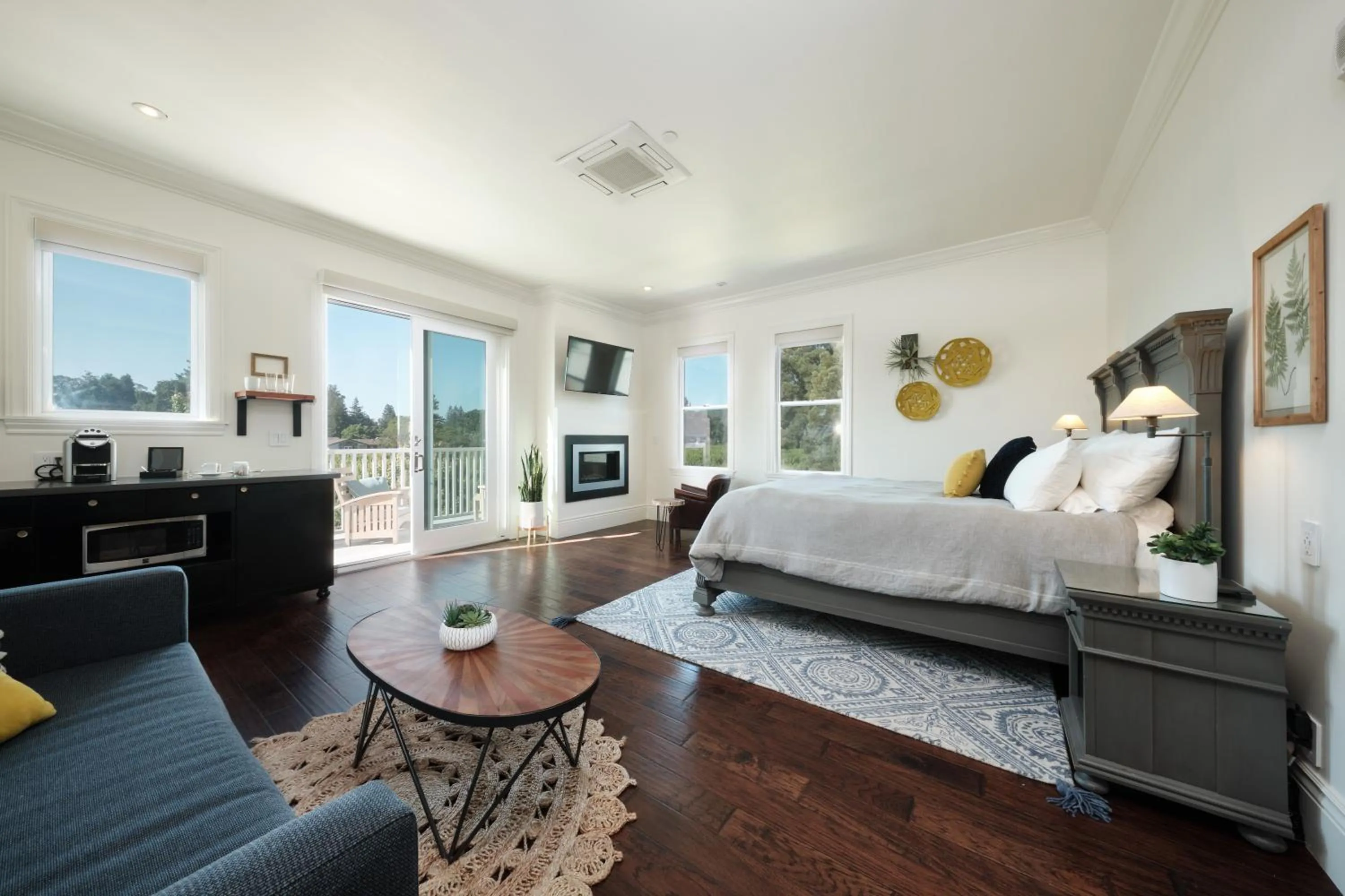 Photo of the whole room, Bed in The Setting Inn Napa Valley
