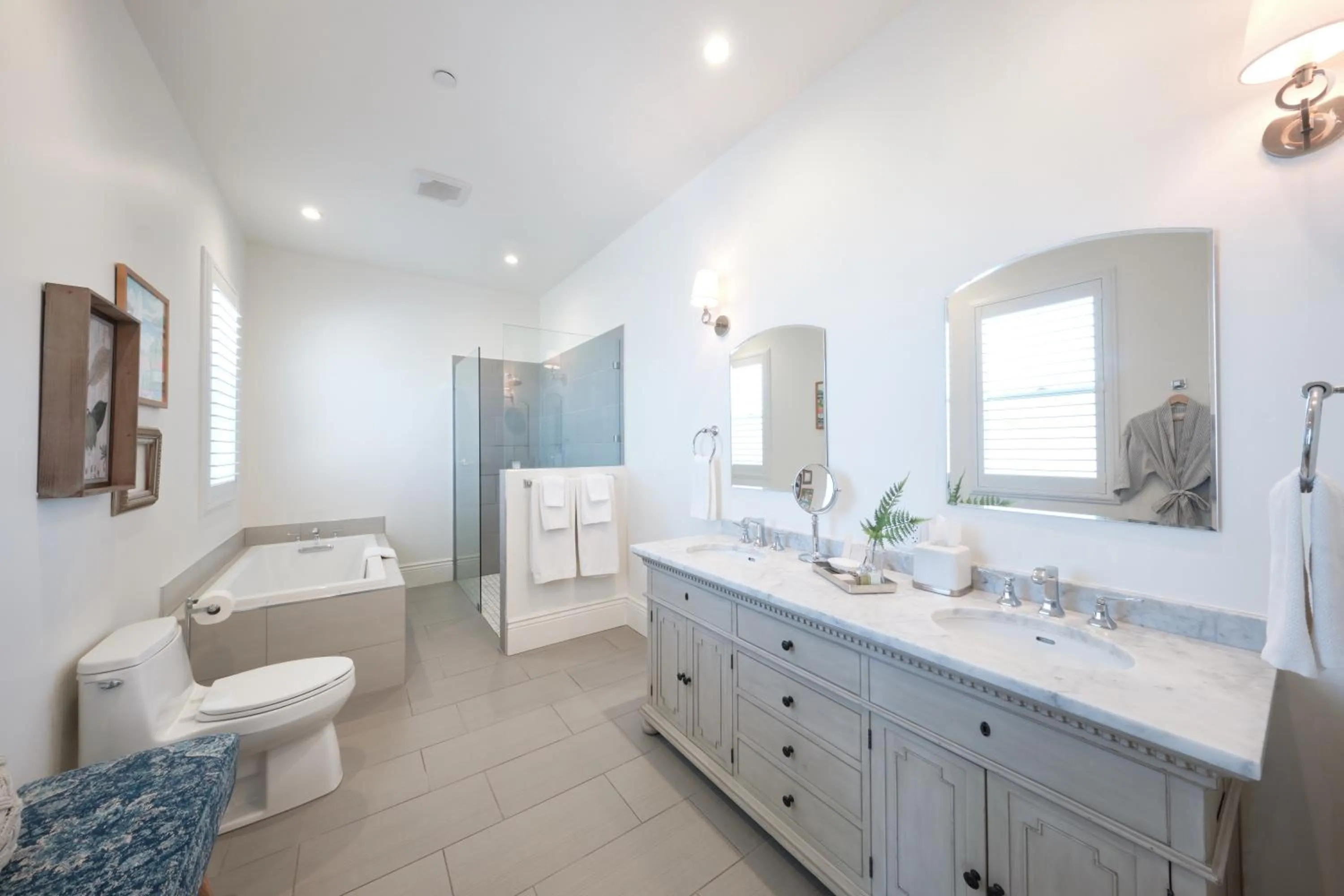 Bathroom in The Setting Inn Napa Valley