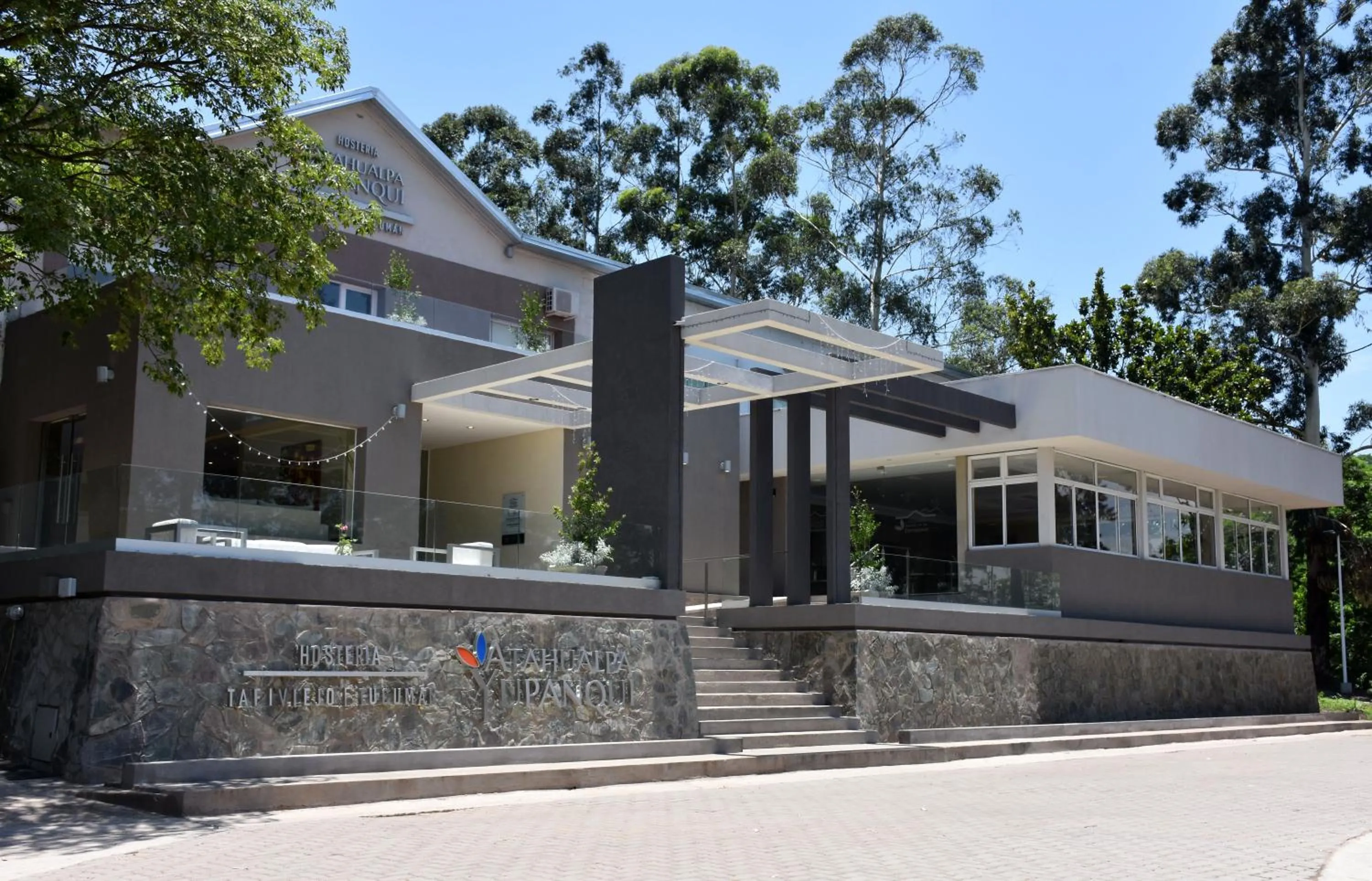 Facade/entrance in Hostería Atahualpa Yupanqui