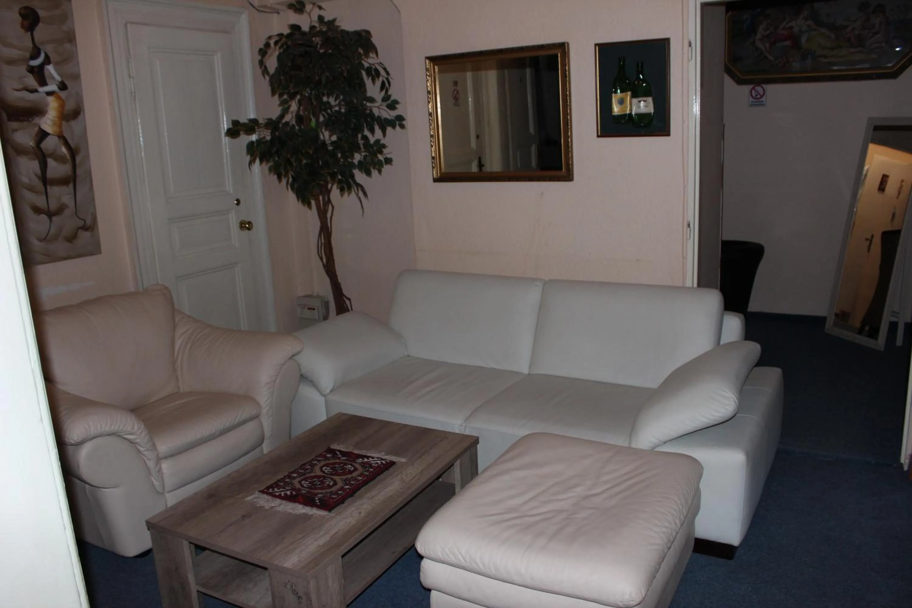 Seating area in Hotel Praha Club bed & breakfast