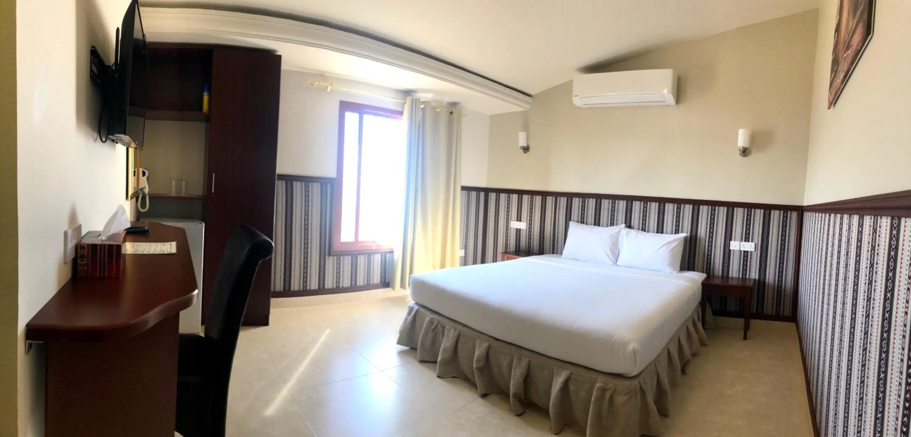 Bedroom, Bed in Turtle Beach Resort