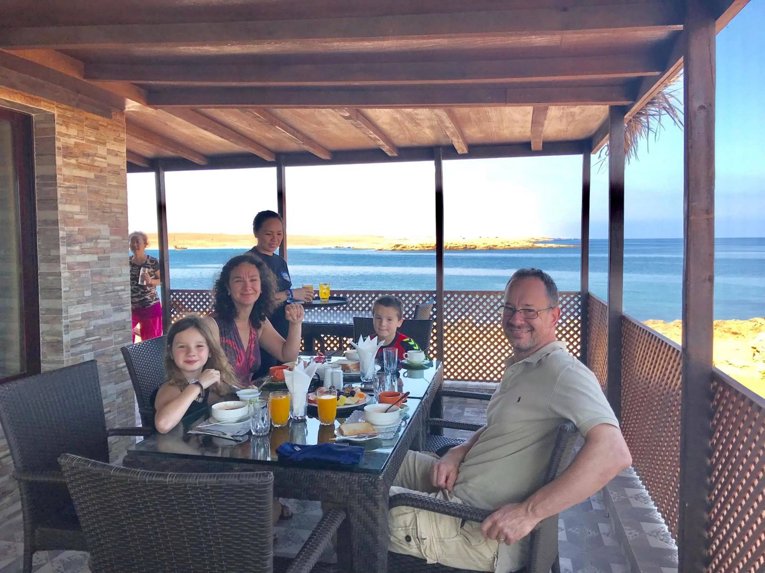 Food and drinks in Turtle Beach Resort