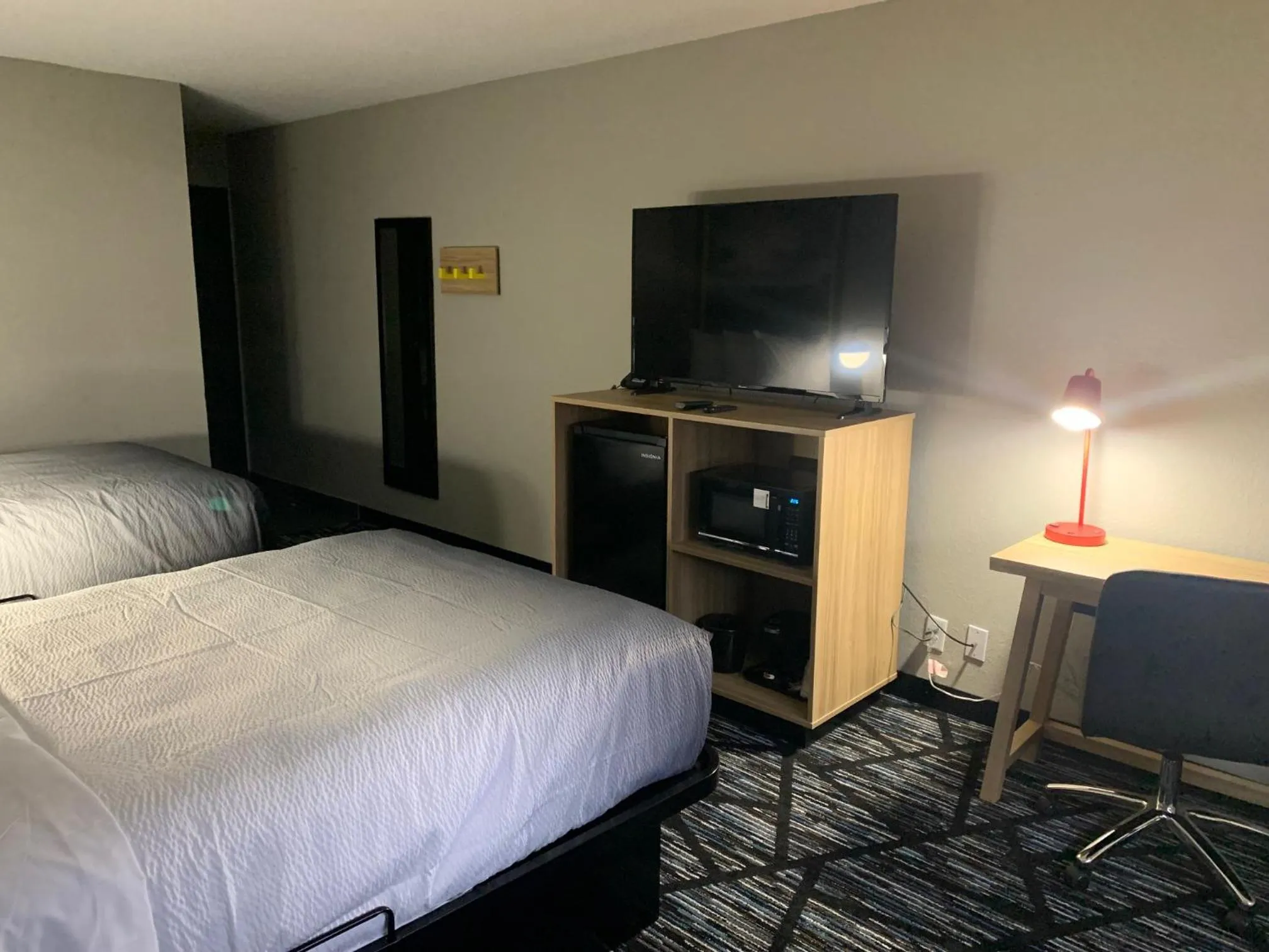 Bed in Super 8 by Wyndham Kirksville-University Area