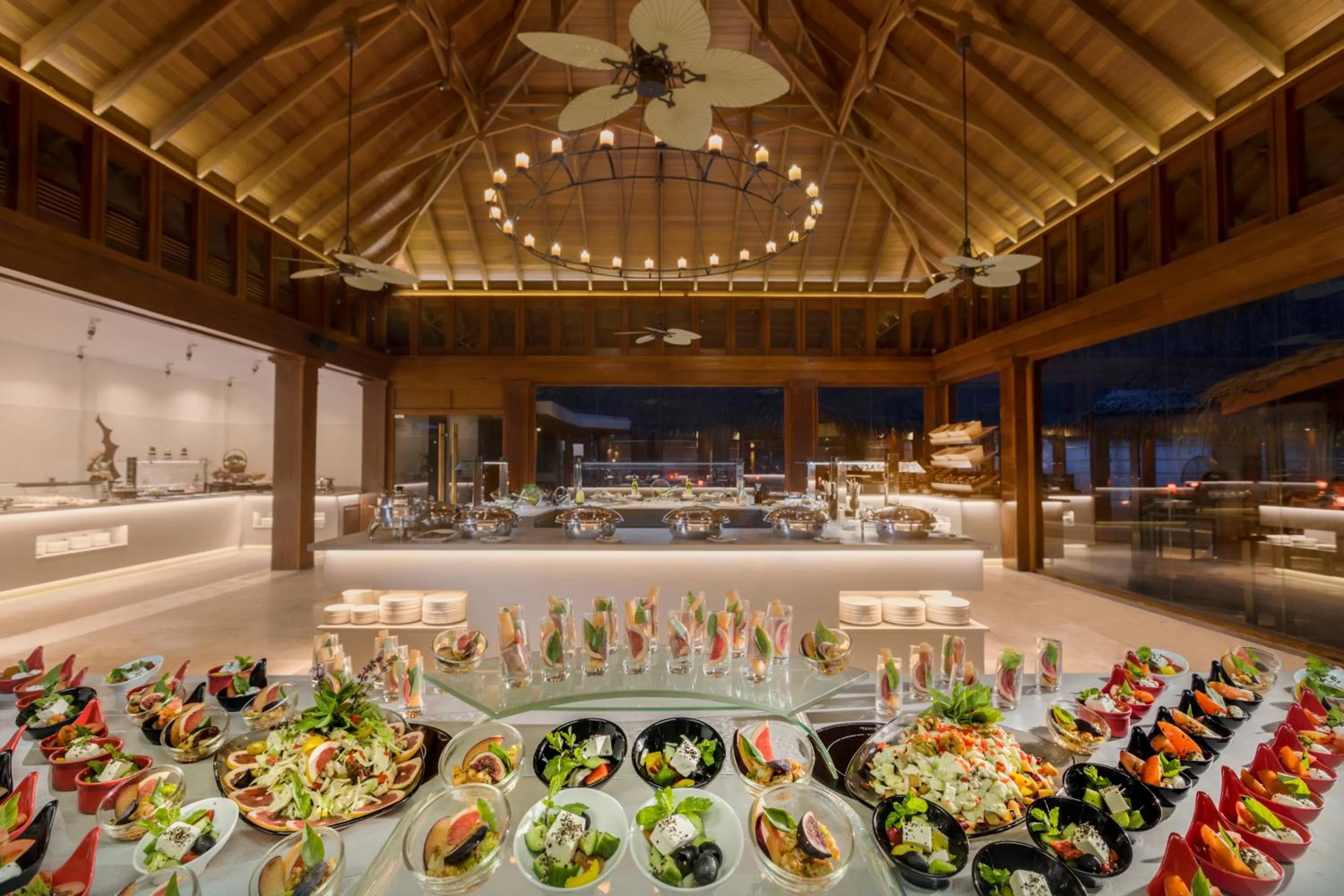 Restaurant/places to eat in Dusit Thani Maldives - Mudhdhoo Island, Baa Atoll