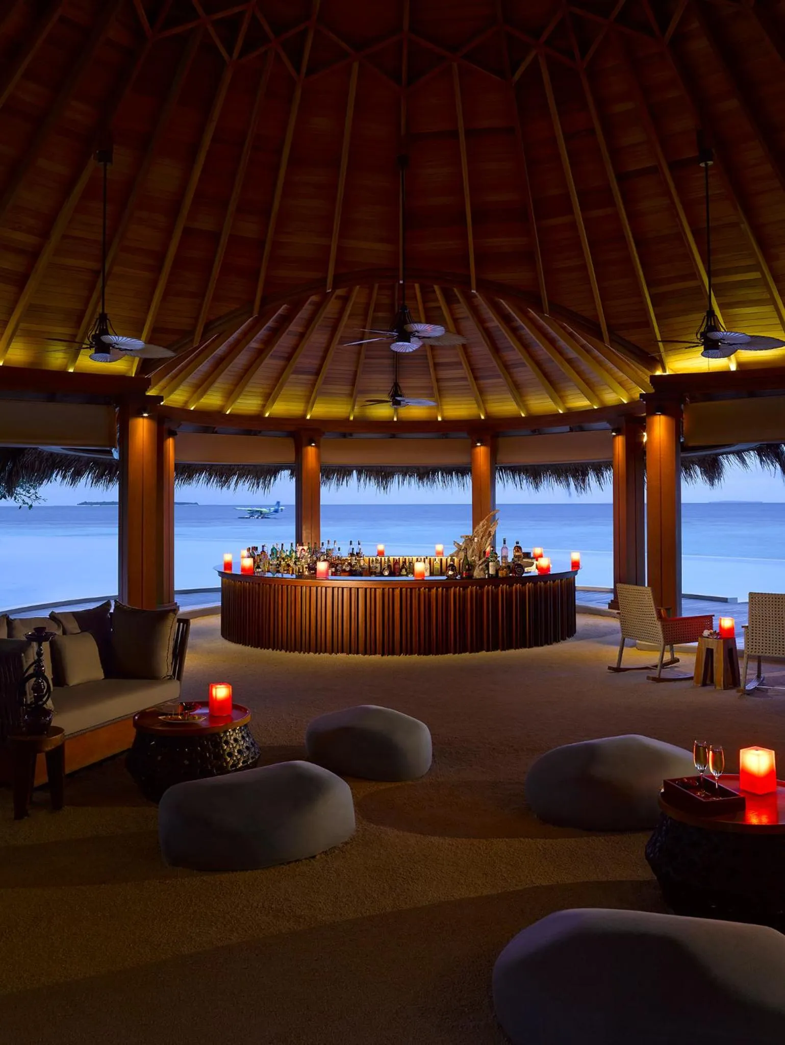 Restaurant/places to eat in Dusit Thani Maldives - Mudhdhoo Island, Baa Atoll