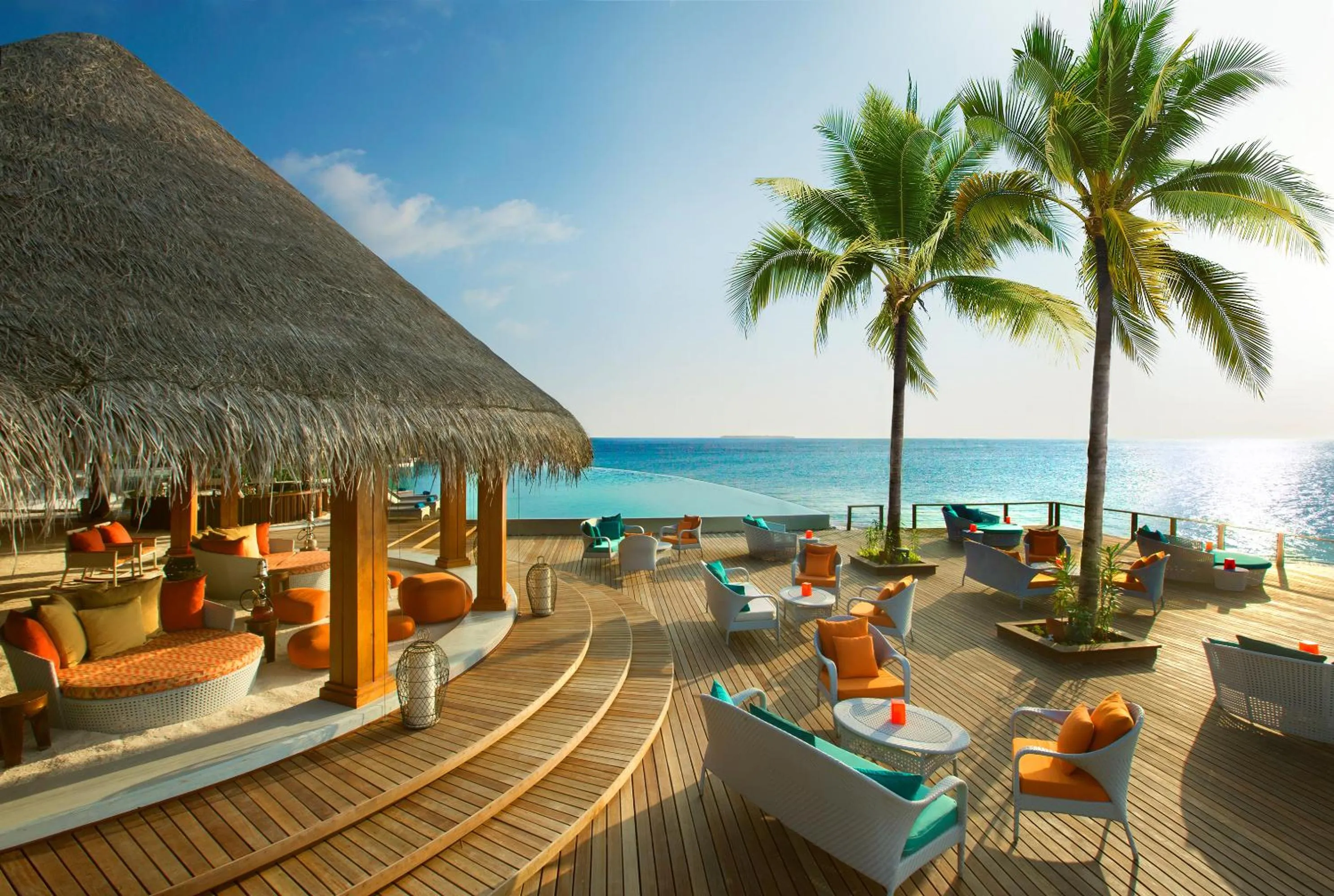 Lounge or bar in Dusit Thani Maldives - Mudhdhoo Island, Baa Atoll