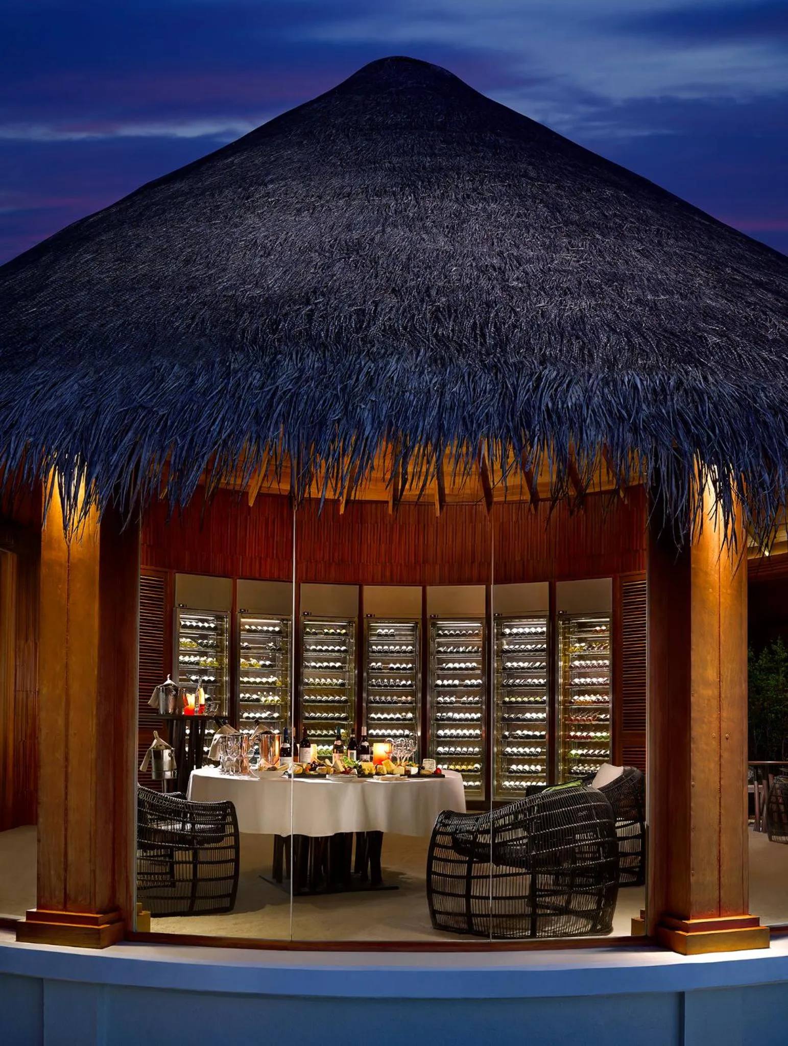 Restaurant/places to eat in Dusit Thani Maldives - Mudhdhoo Island, Baa Atoll