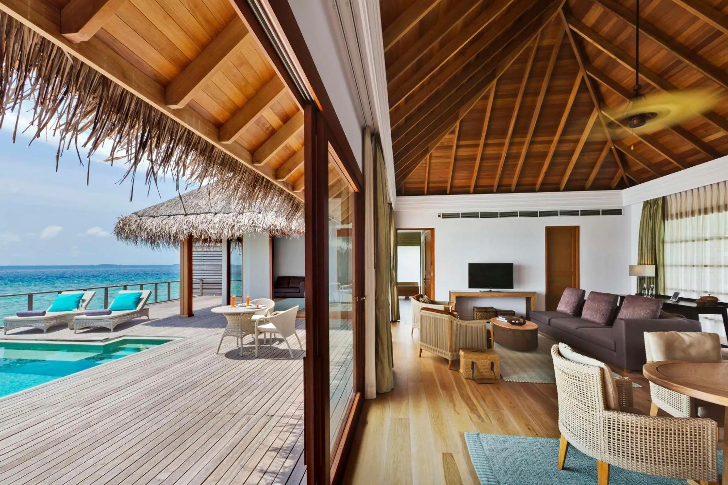 Bedroom in Dusit Thani Maldives - Mudhdhoo Island, Baa Atoll