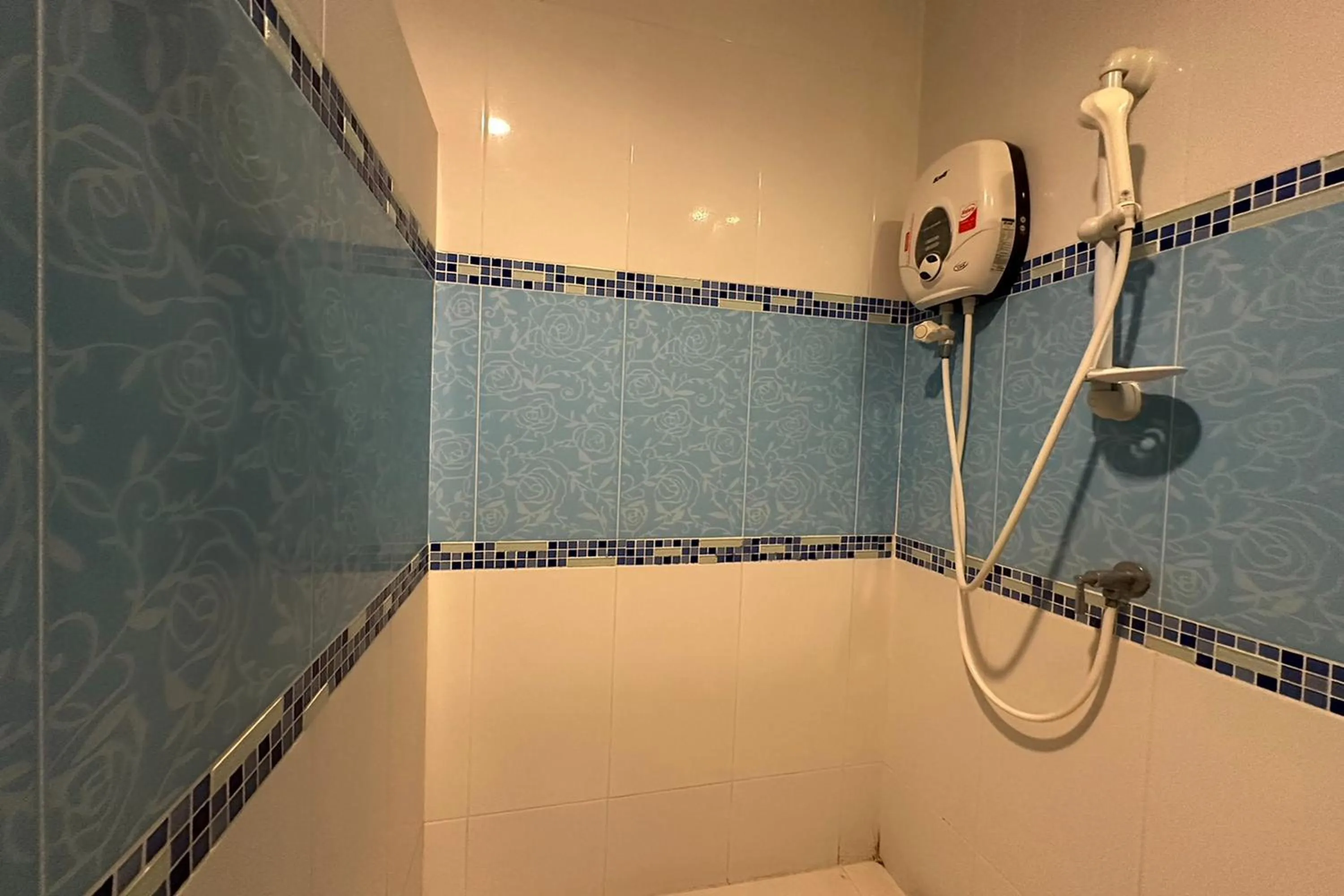 Chiangrai Grand Room Hotel