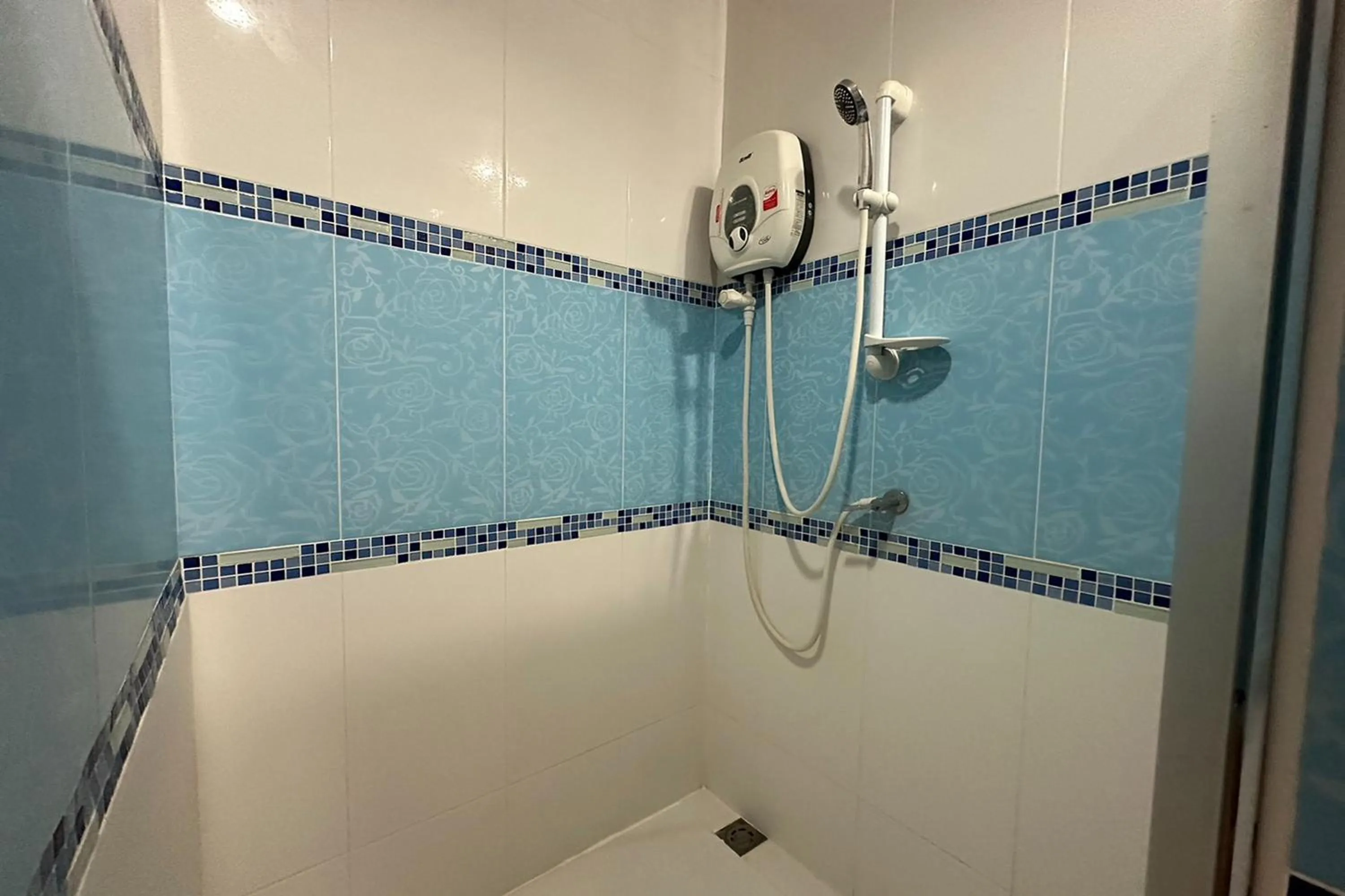 Chiangrai Grand Room Hotel